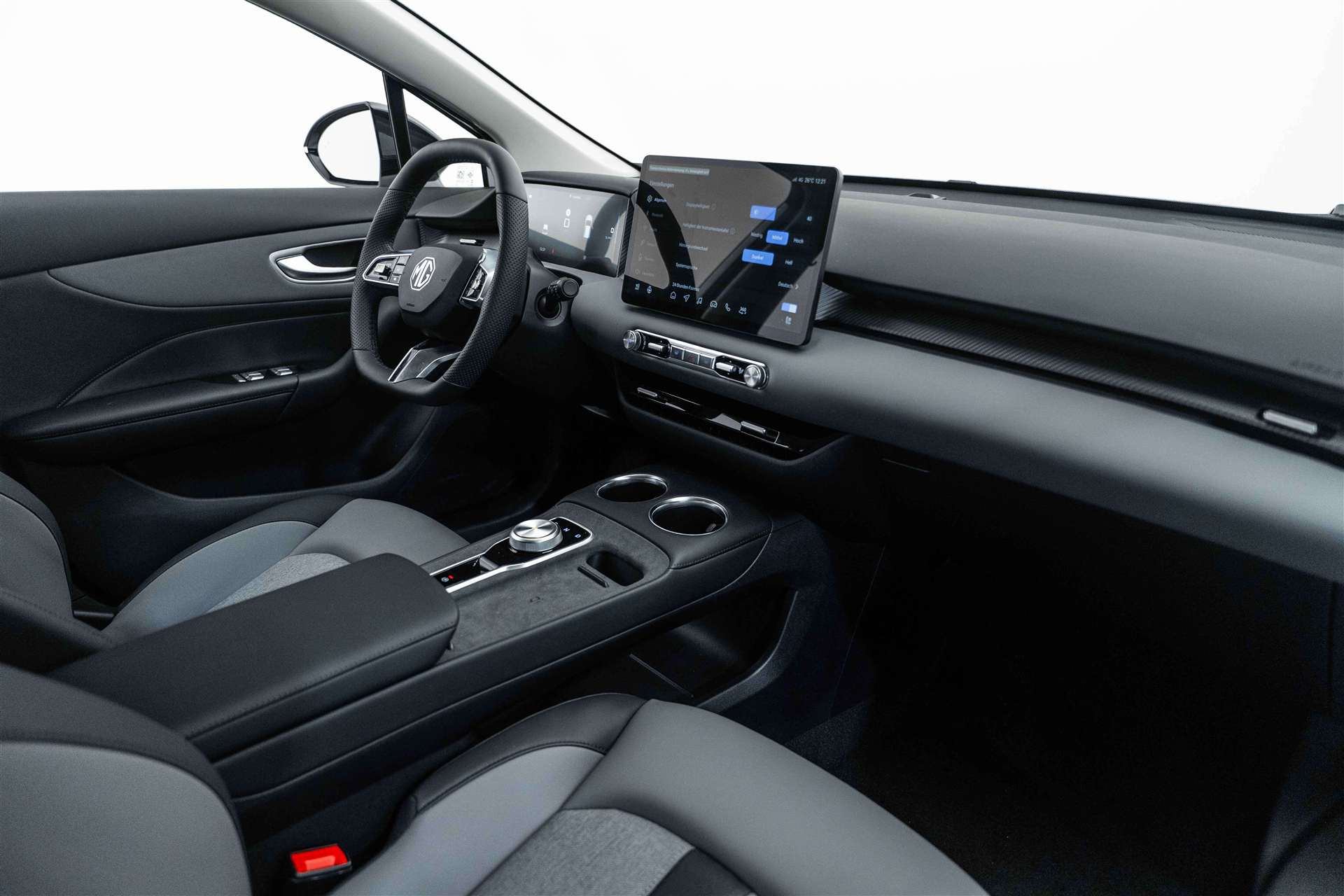 MG 4 EV 64kWh Premium Facelift Automat-image-8