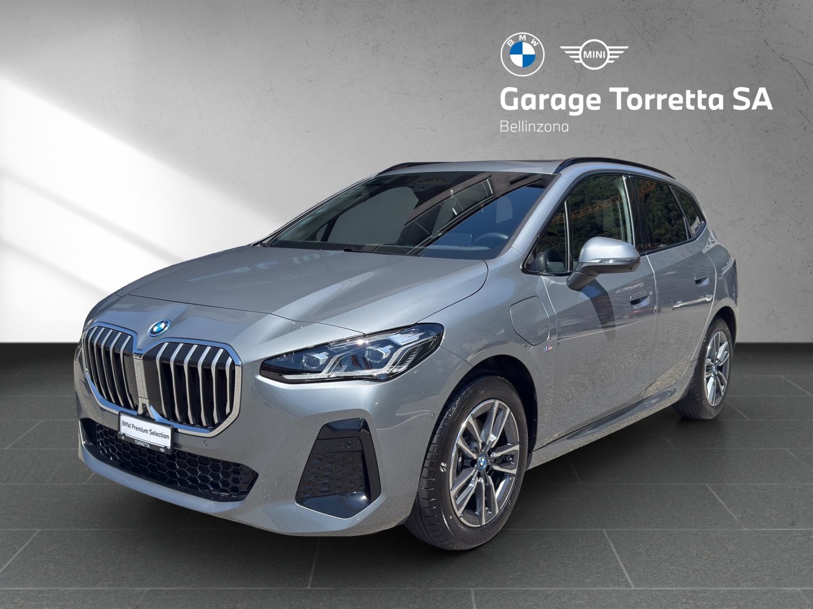 BMW 225e xDrive Active Tourer M Sport-image-0