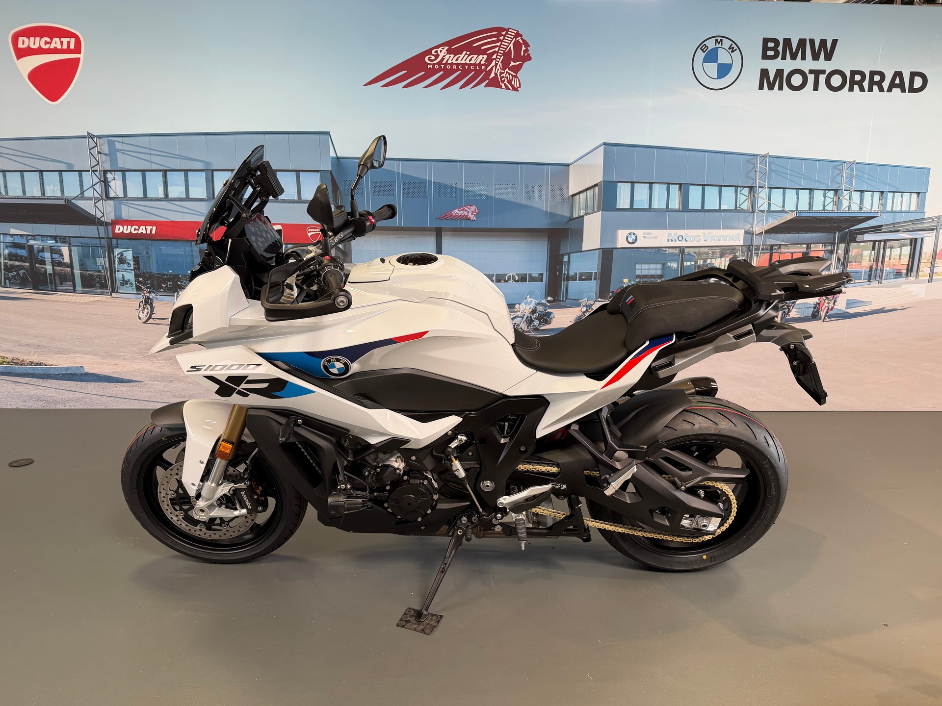 BMW S 1000 XR-showroom-element-3