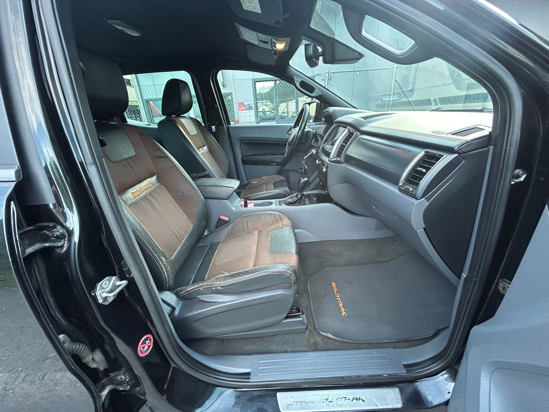FORD Ranger Wildtrak 3.2 TDCi 4x4 A-image-12