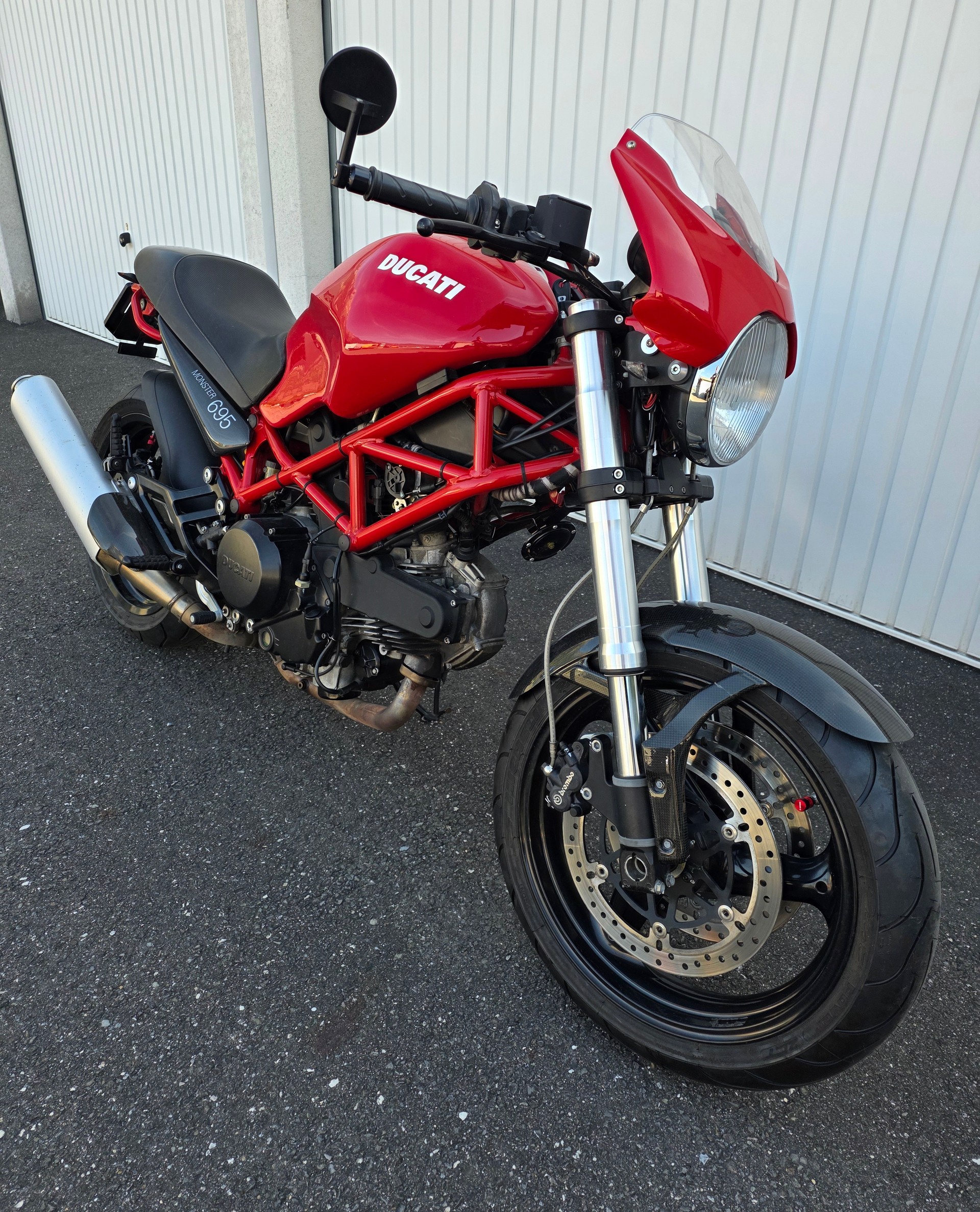 DUCATI Monster 695M-image-1