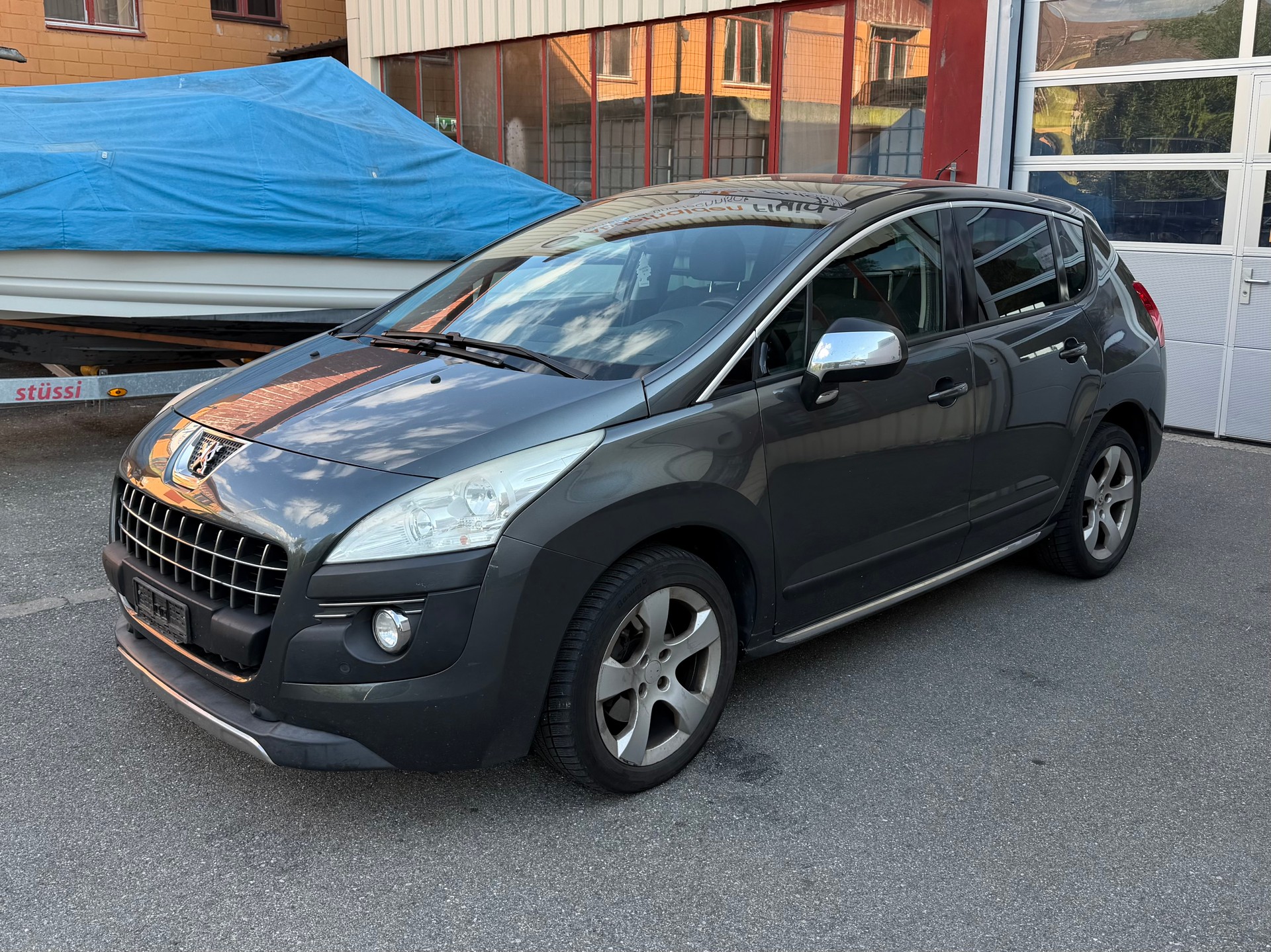 PEUGEOT 3008 2.0 HDI Allure Tiptronic Automat *Top-Zustand*-image-0
