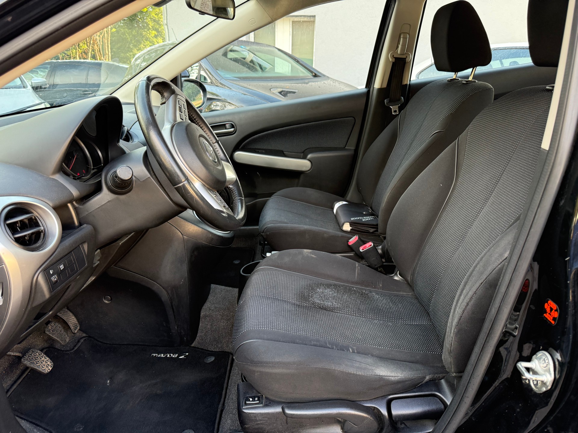 MAZDA 2 1.5i 16V Sport-image-6