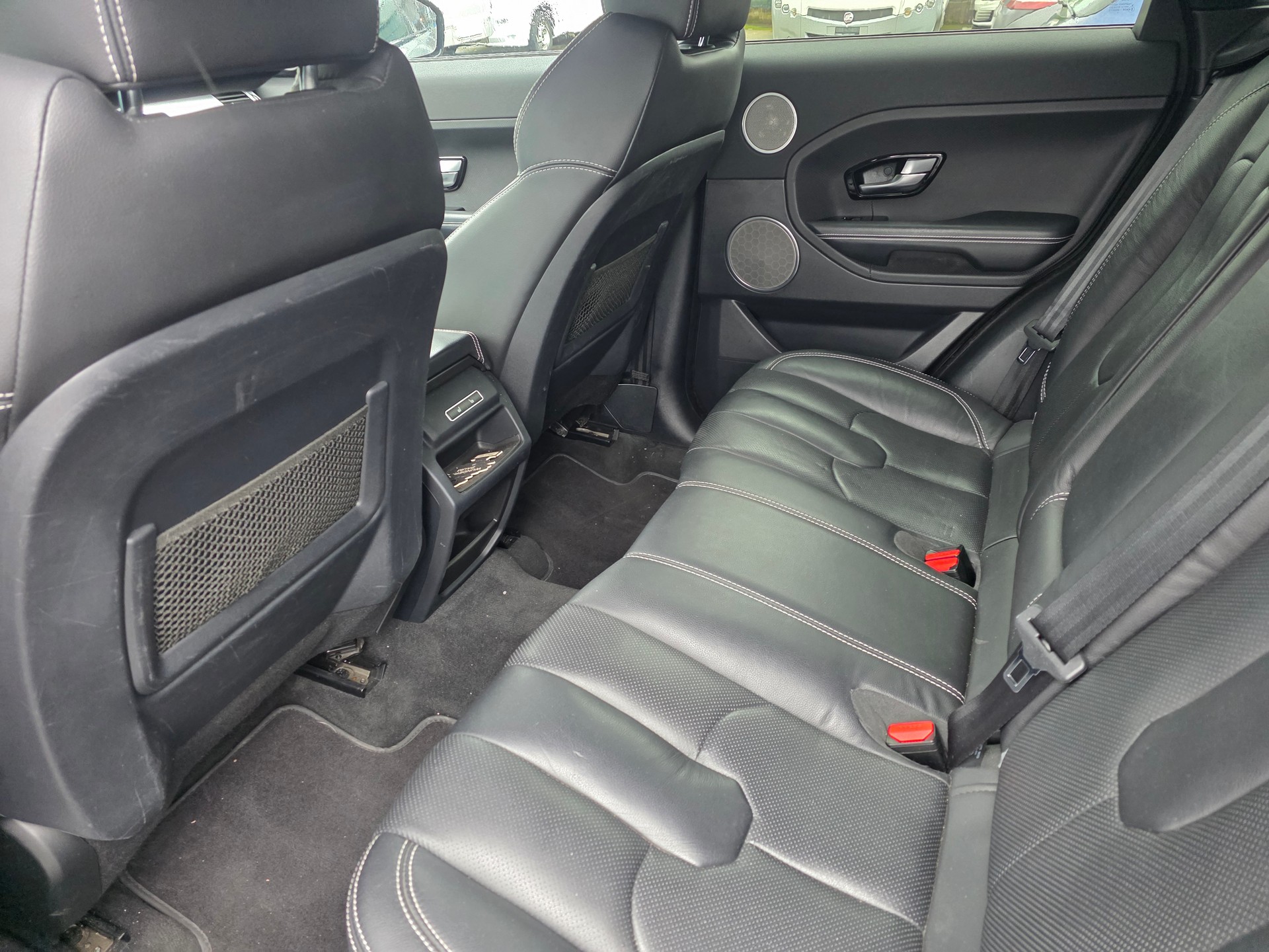 LAND ROVER Range Rover Evoque 2.0 Si4 Dynamic AT9-image-5