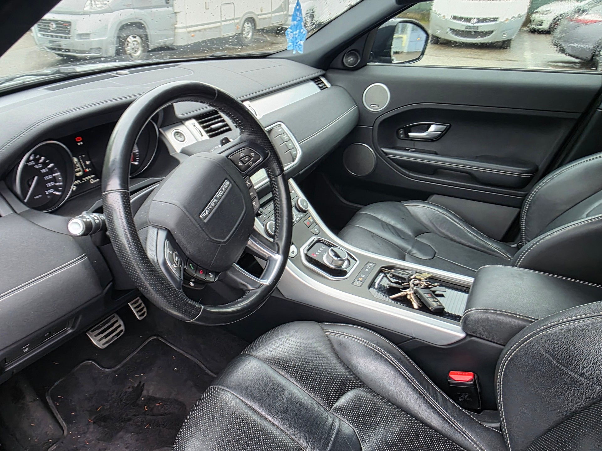 LAND ROVER Range Rover Evoque 2.0 Si4 Dynamic AT9-image-6