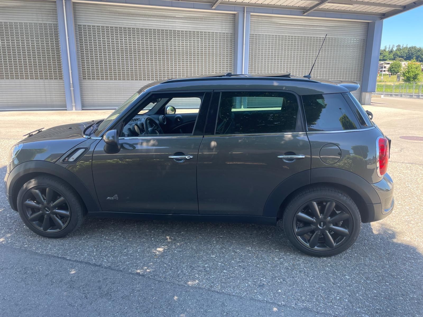 MINI Countryman Cooper SD ALL4 Steptronic-image-1