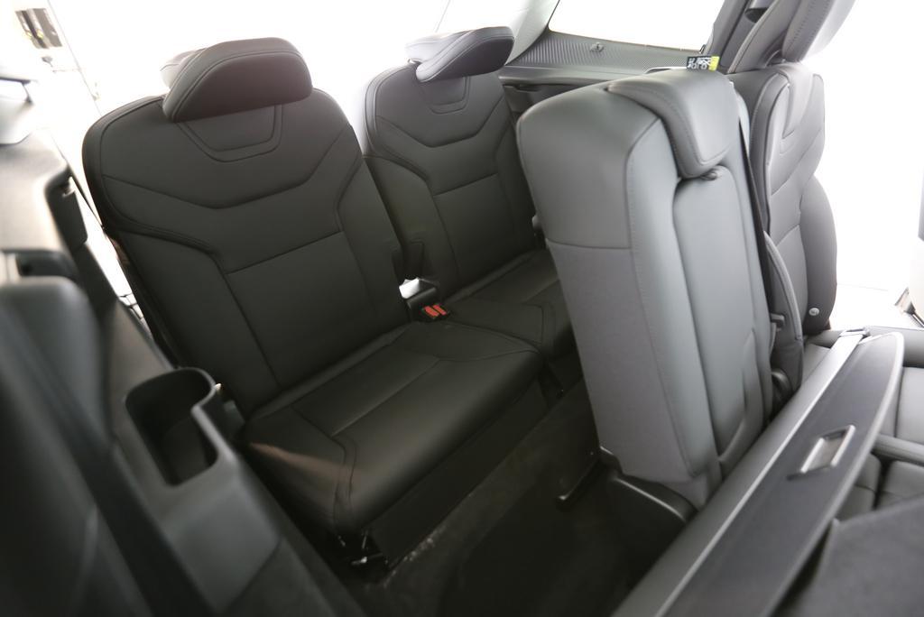 VOLVO EX90 Twin Ultra AWD-image-8