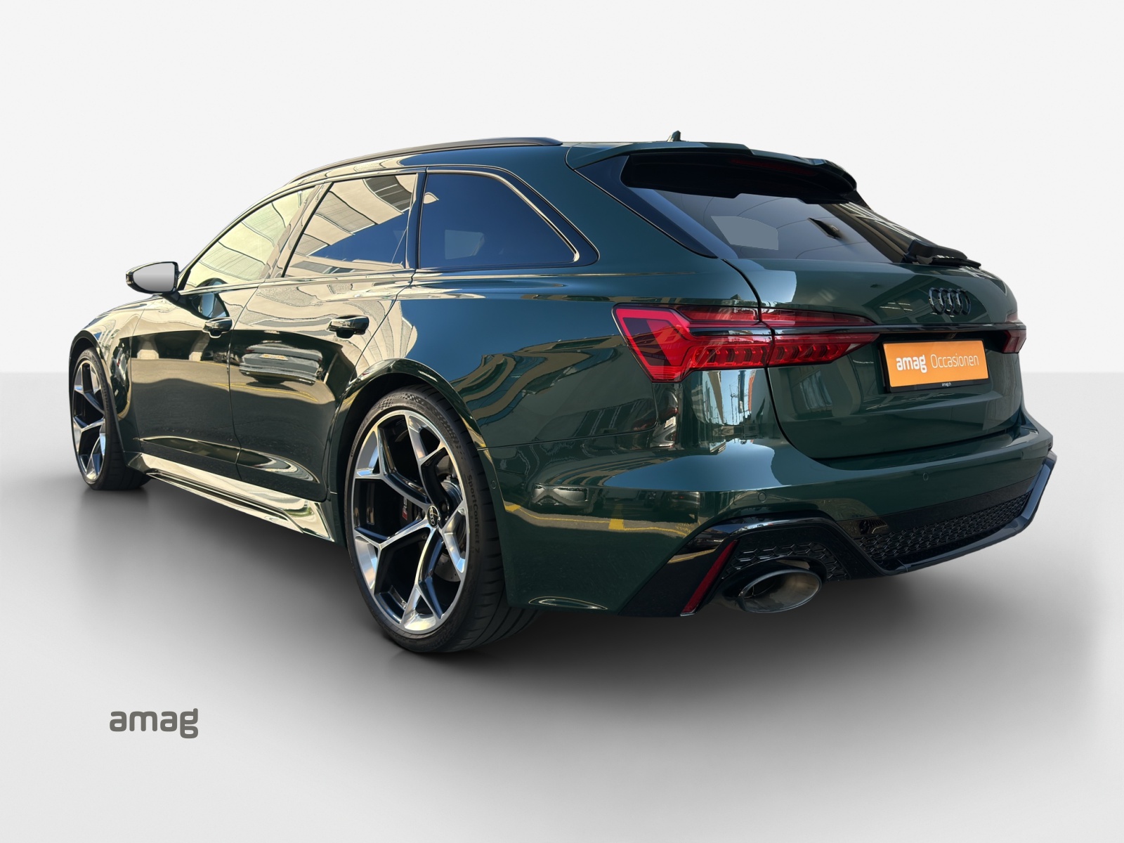 AUDI RS6 Avant 4.0 TFSI V8 Performance quattro-image-2