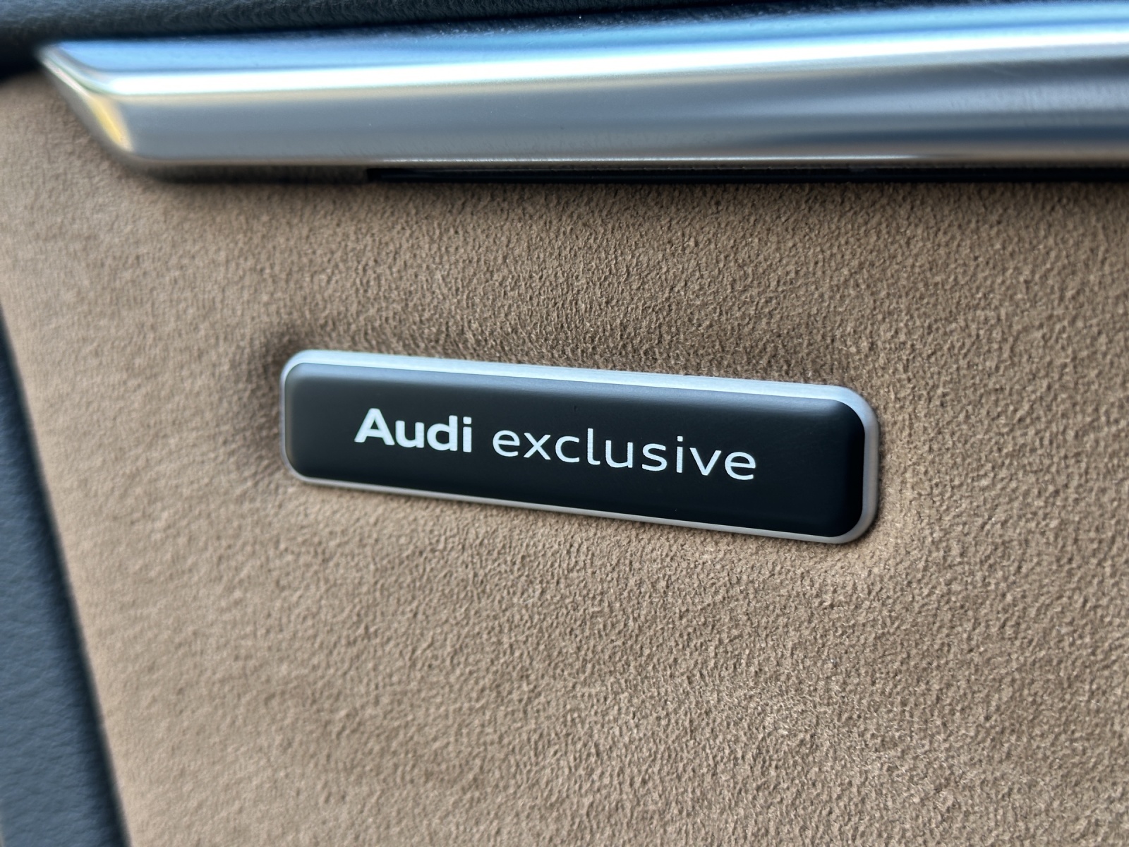 AUDI RS6 Avant 4.0 TFSI V8 Performance quattro-image-15