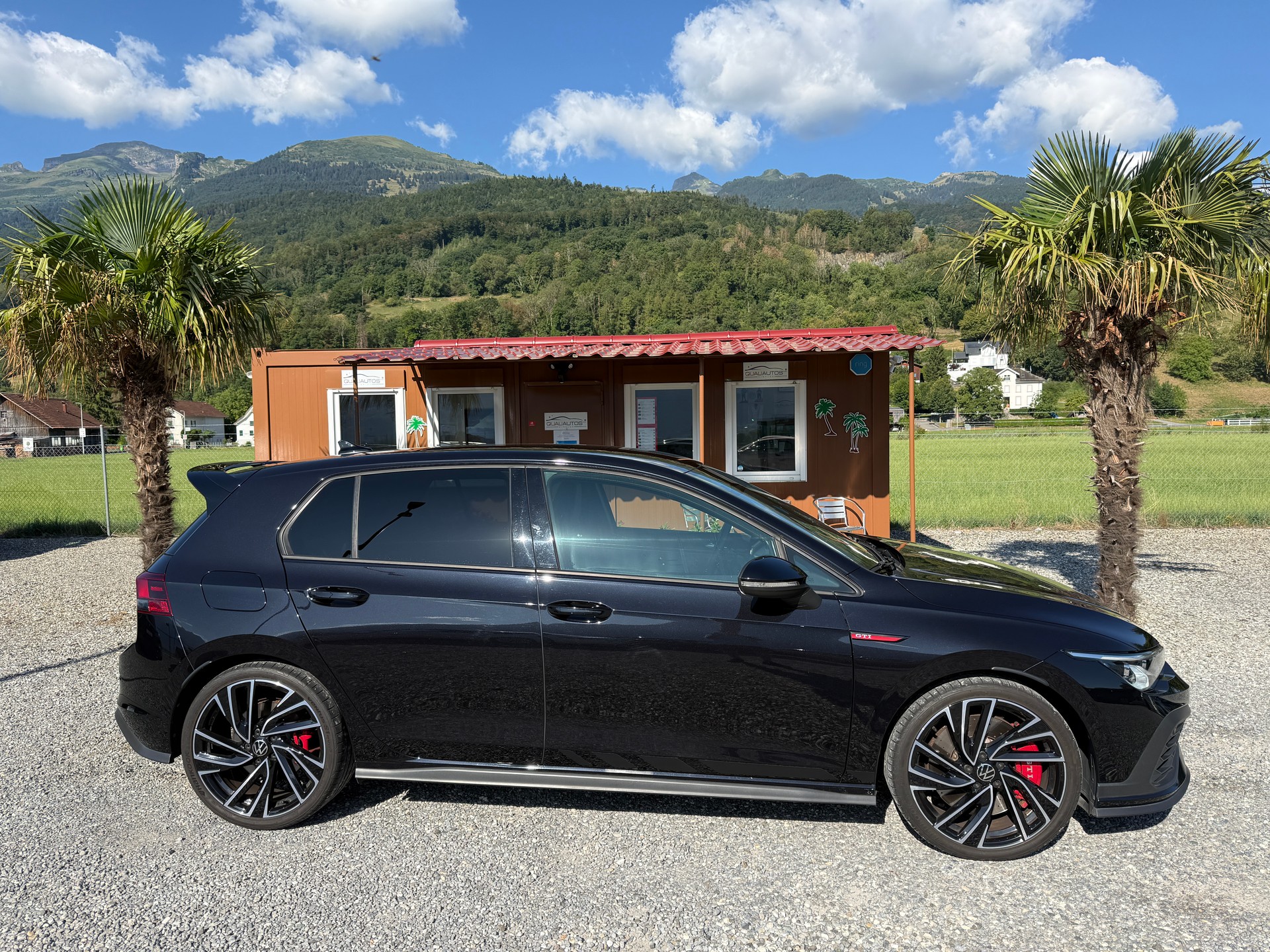 VW Golf 2.0 TSI GTI Clubsport DSG-showroom-element-1