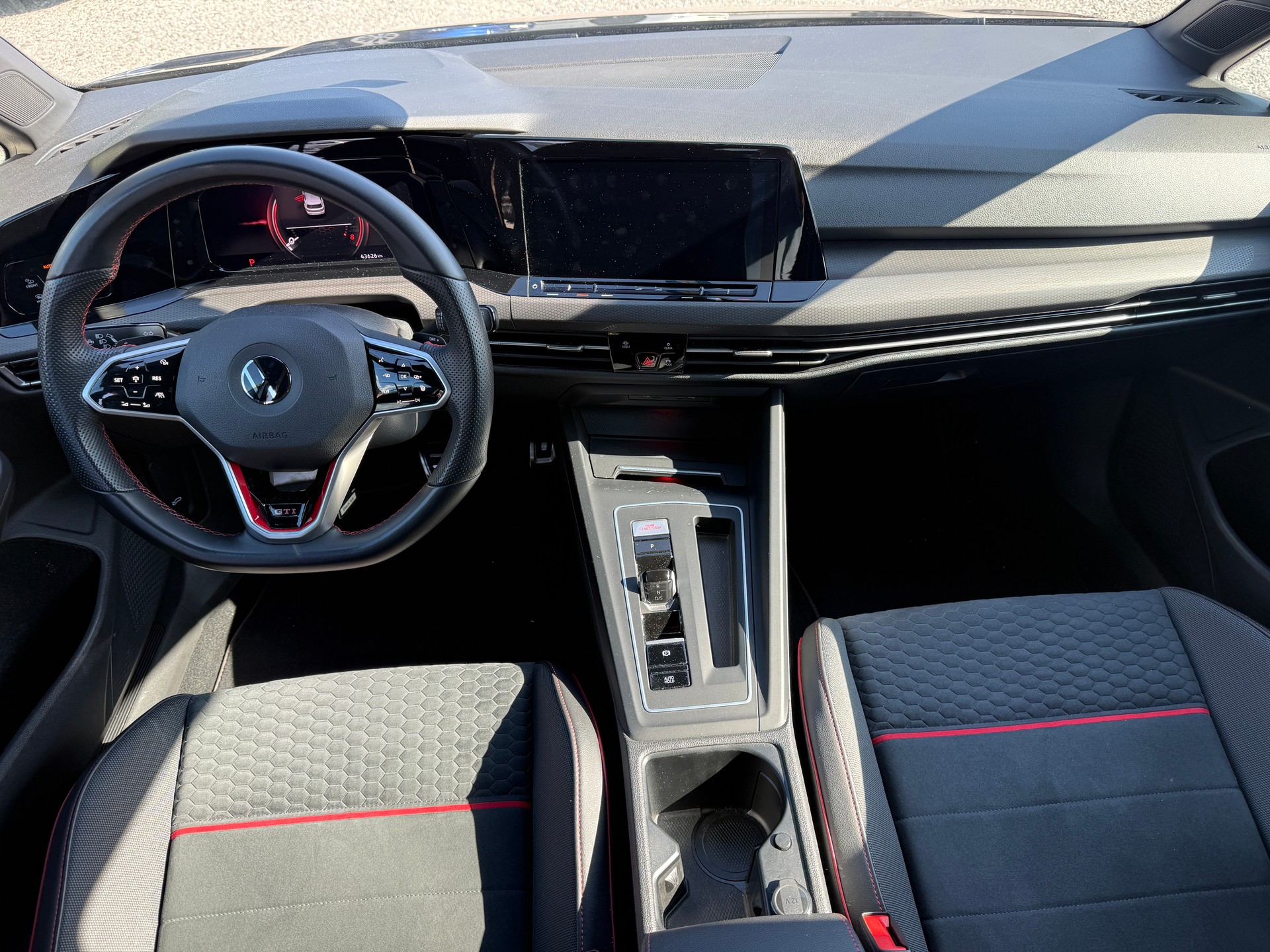 VW Golf 2.0 TSI GTI Clubsport DSG-image-7