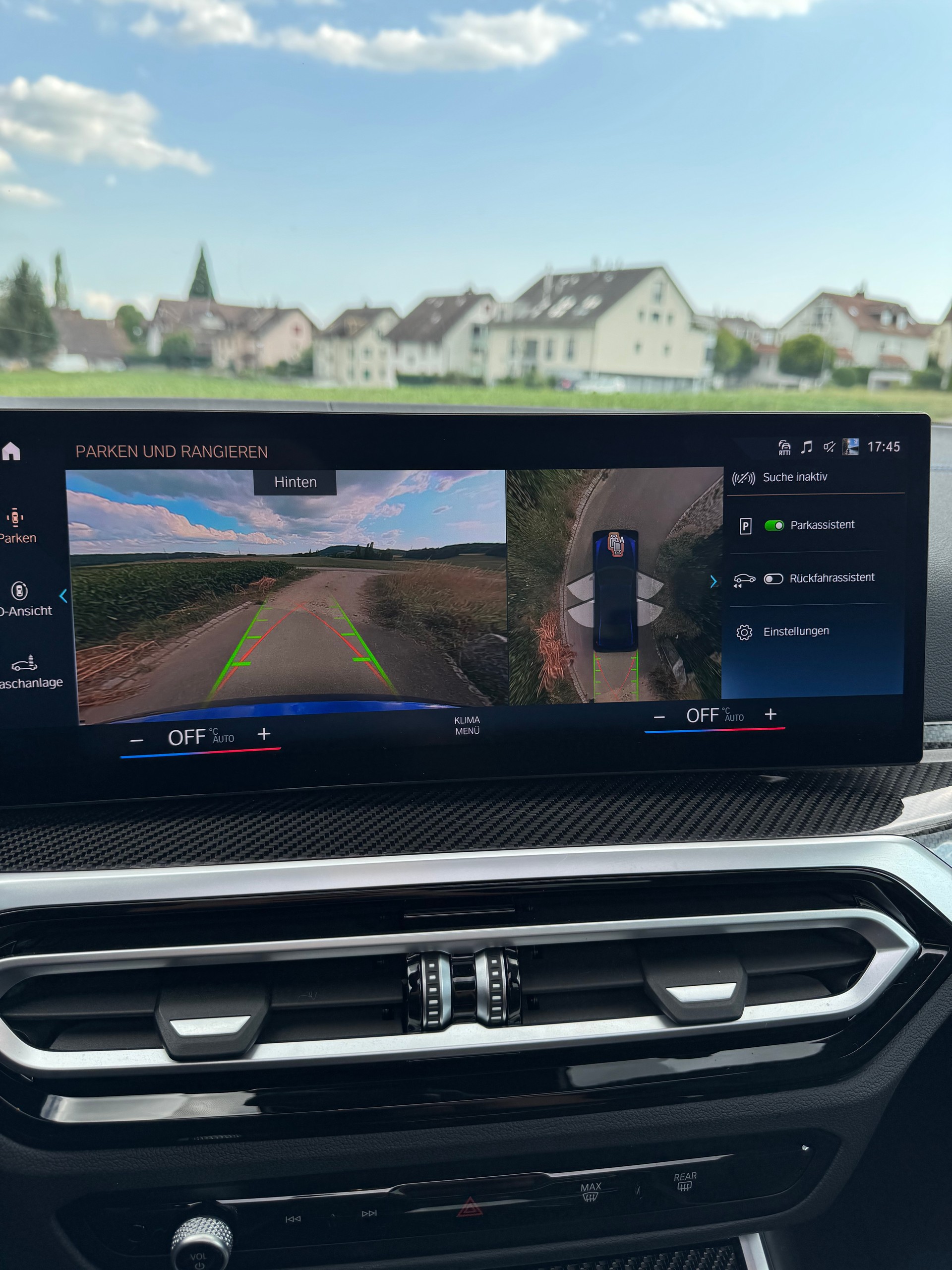 BMW M340i xDrive - San Marino Blau-image-16