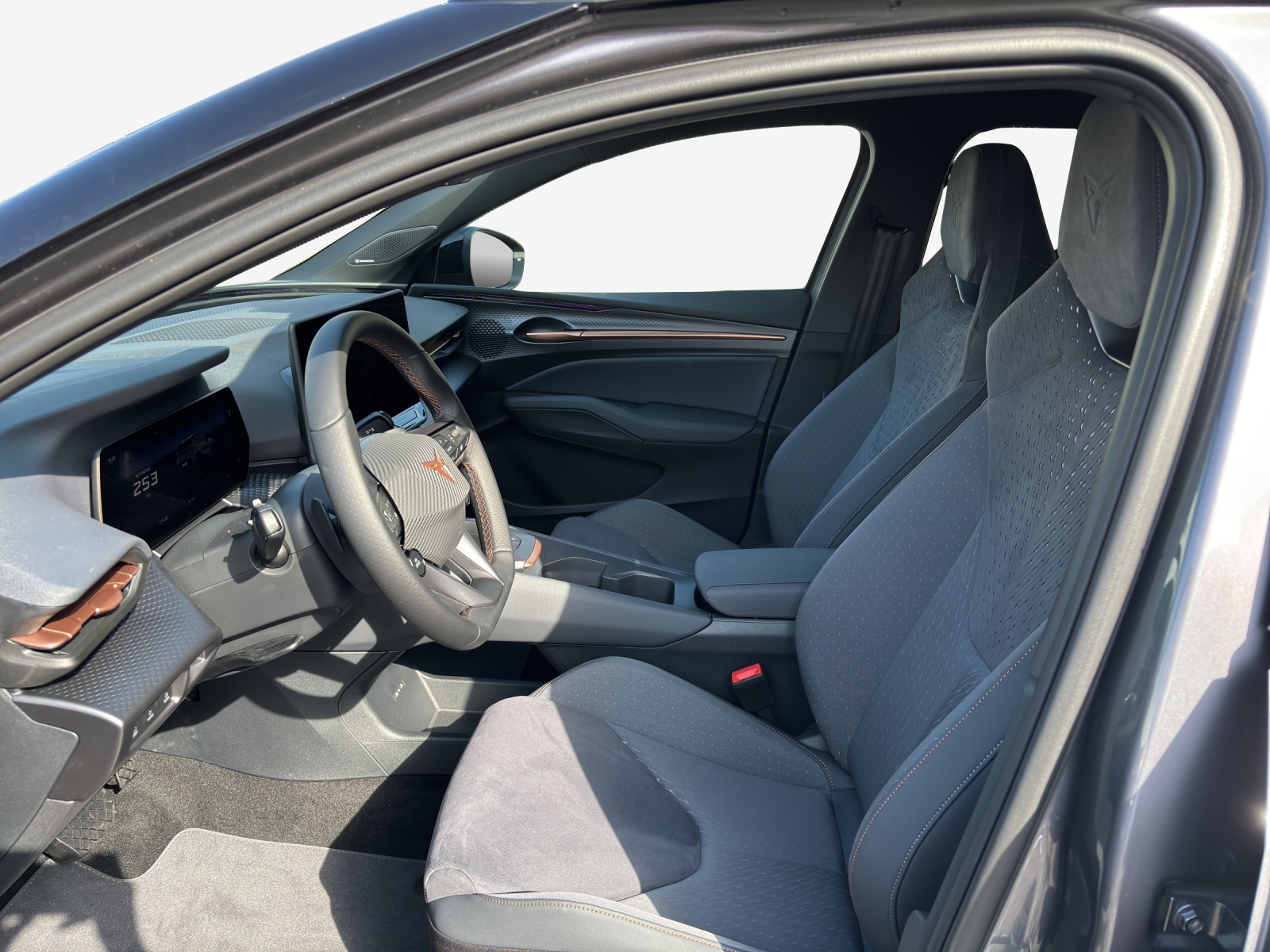CUPRA Raval 52 kWh Dynamic+ Launch Edition-image-7