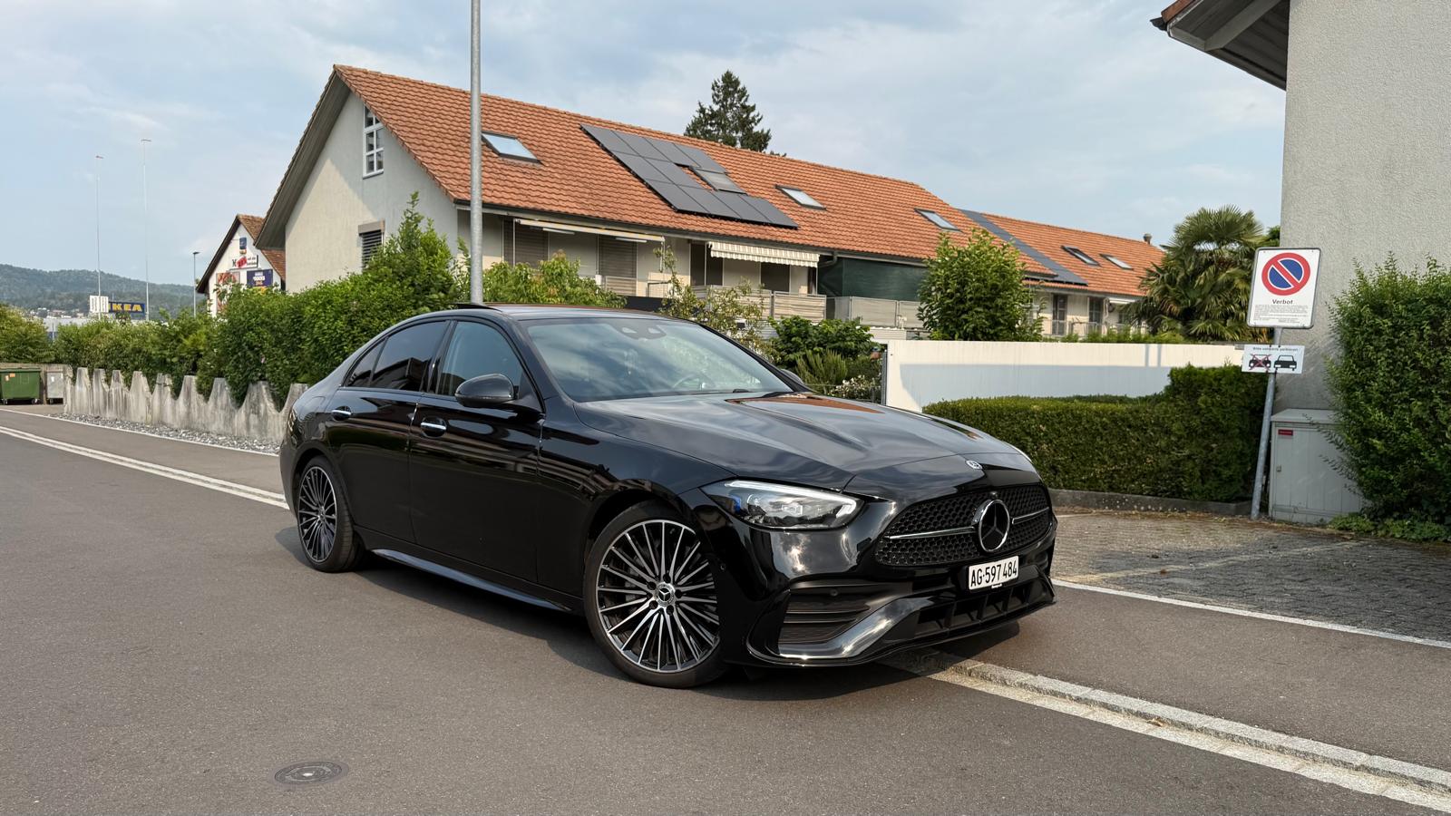MERCEDES-BENZ C 300 AMG Line 4matic-image-0