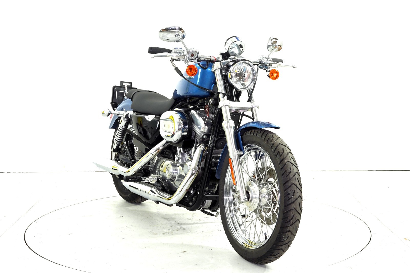 HARLEY-DAVIDSON XL 883 L-showroom-element-1