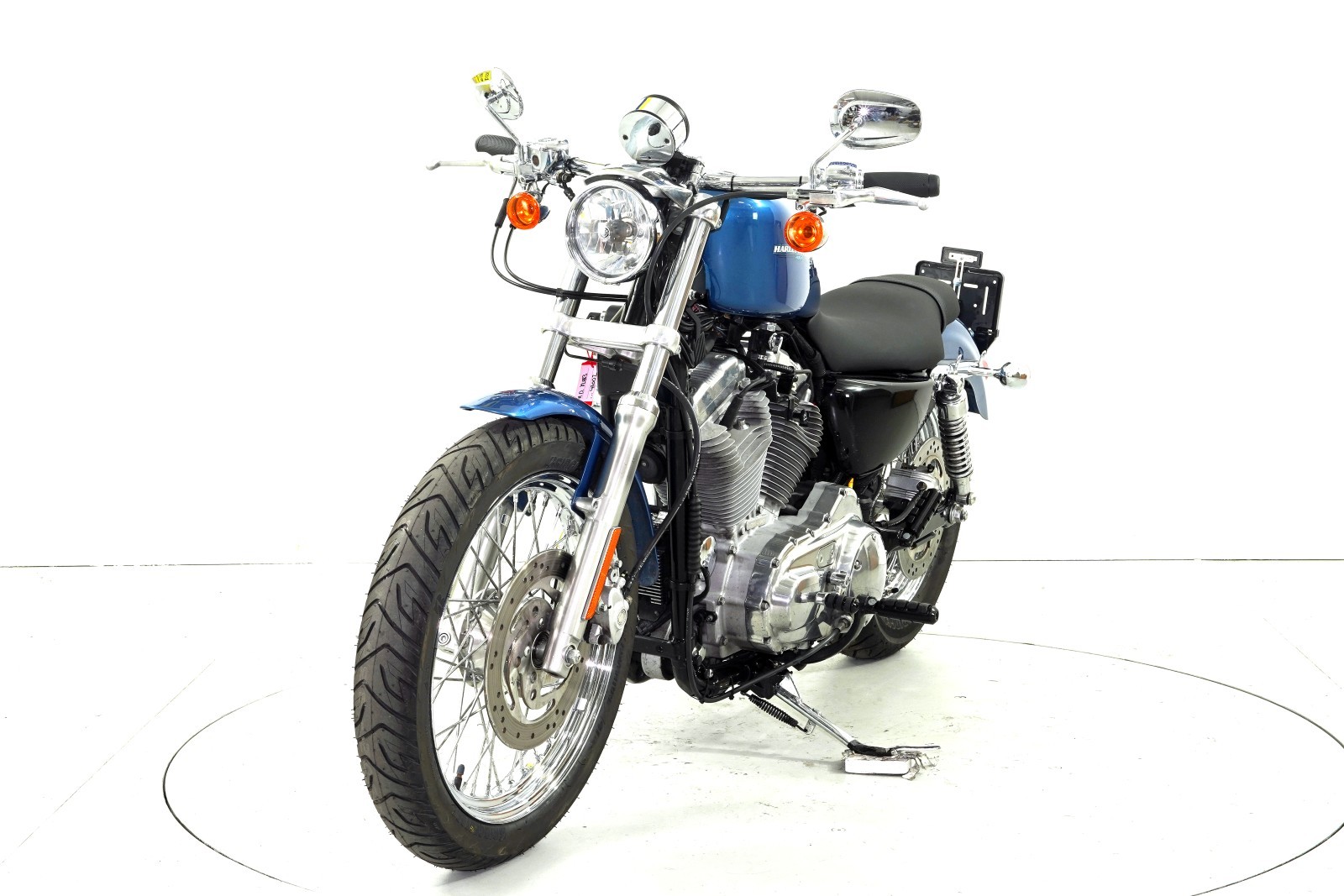 HARLEY-DAVIDSON XL 883 L-showroom-element-2