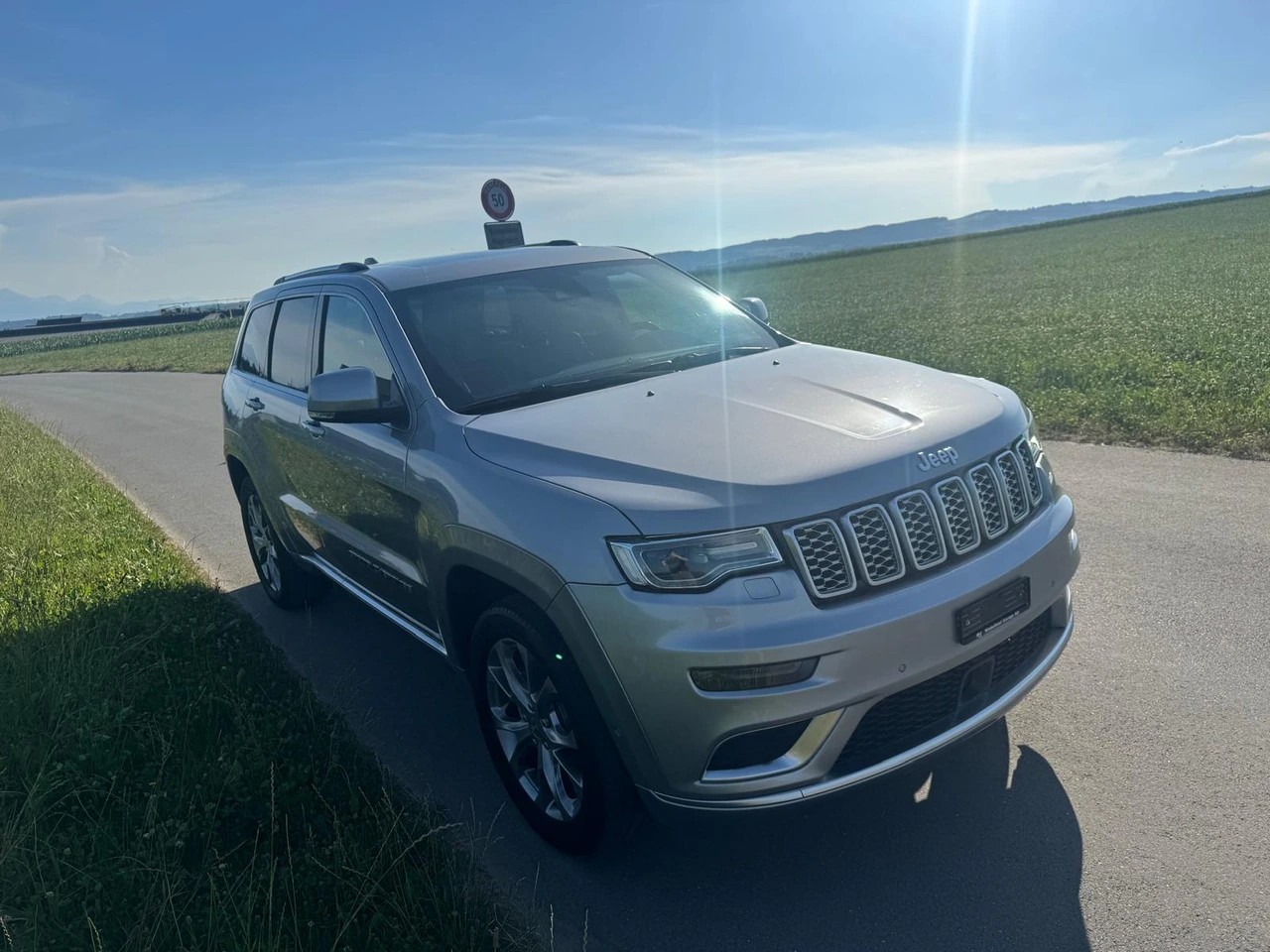 JEEP Grand Cherokee 3.0 CRD Summit Automatic-image-1