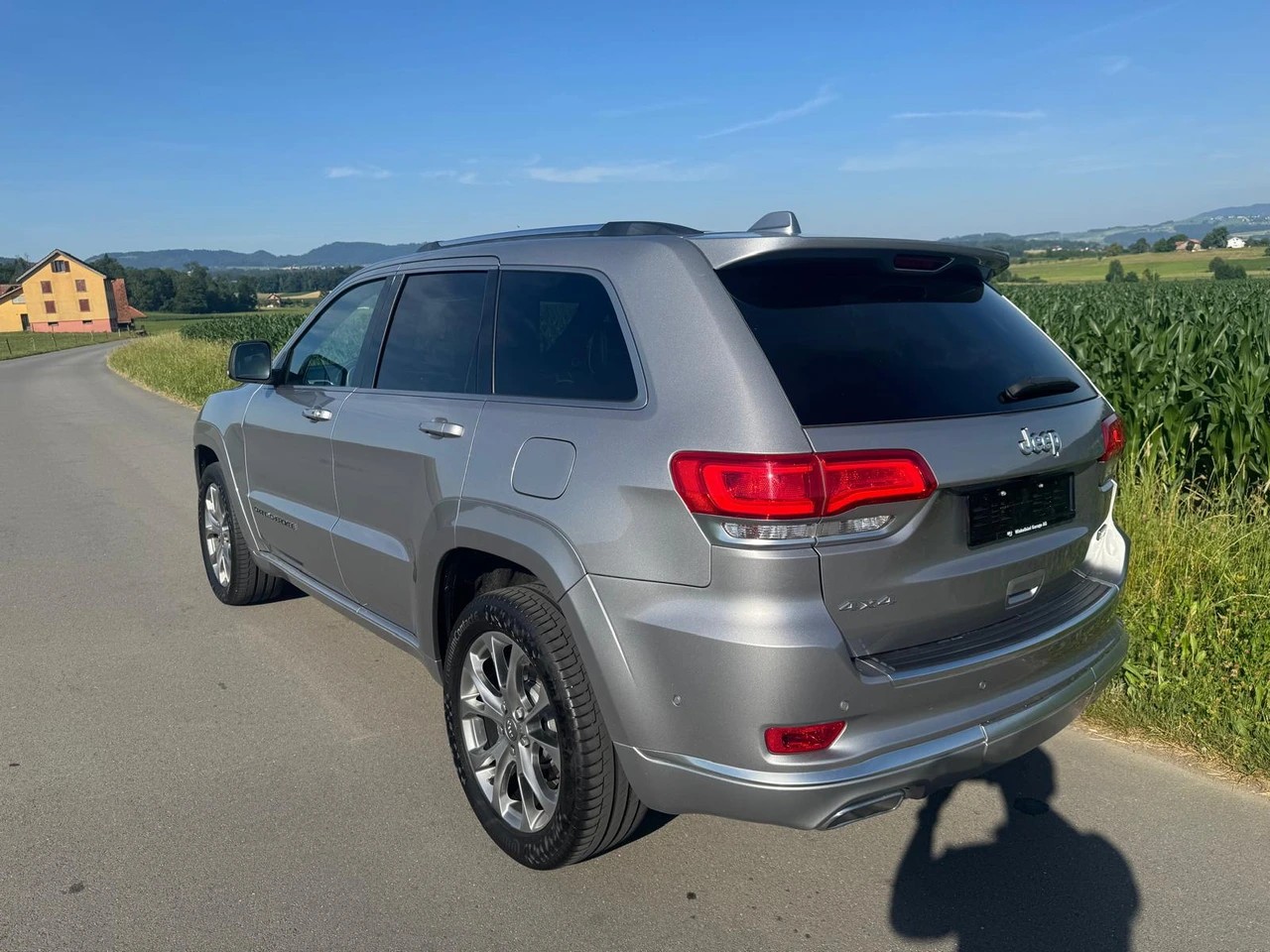 JEEP Grand Cherokee 3.0 CRD Summit Automatic-image-4