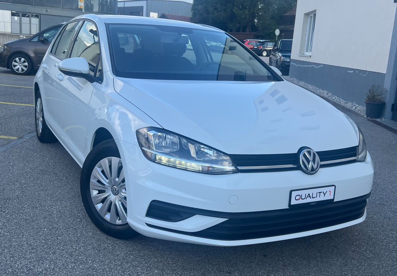 VW Golf 1.0 TSI Trendline-image-0