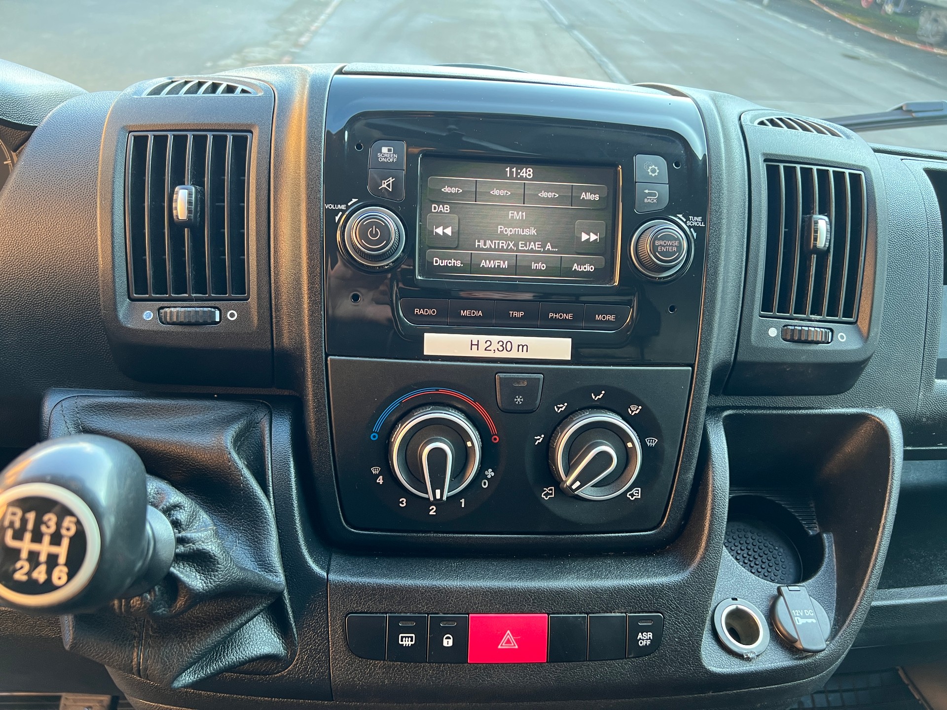 PEUGEOT Boxer 2.0 HDI 333 Active L1H1-image-14