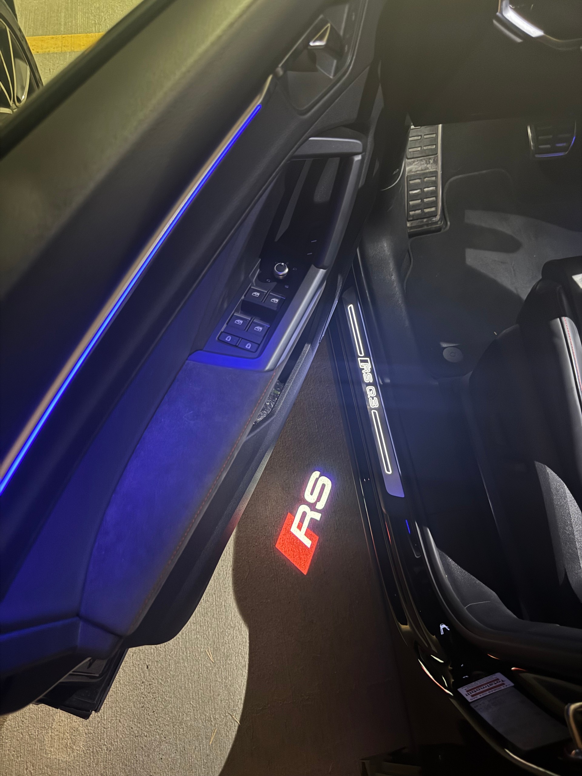 AUDI 2.5 TFSI quattro S-Tronic-image-5