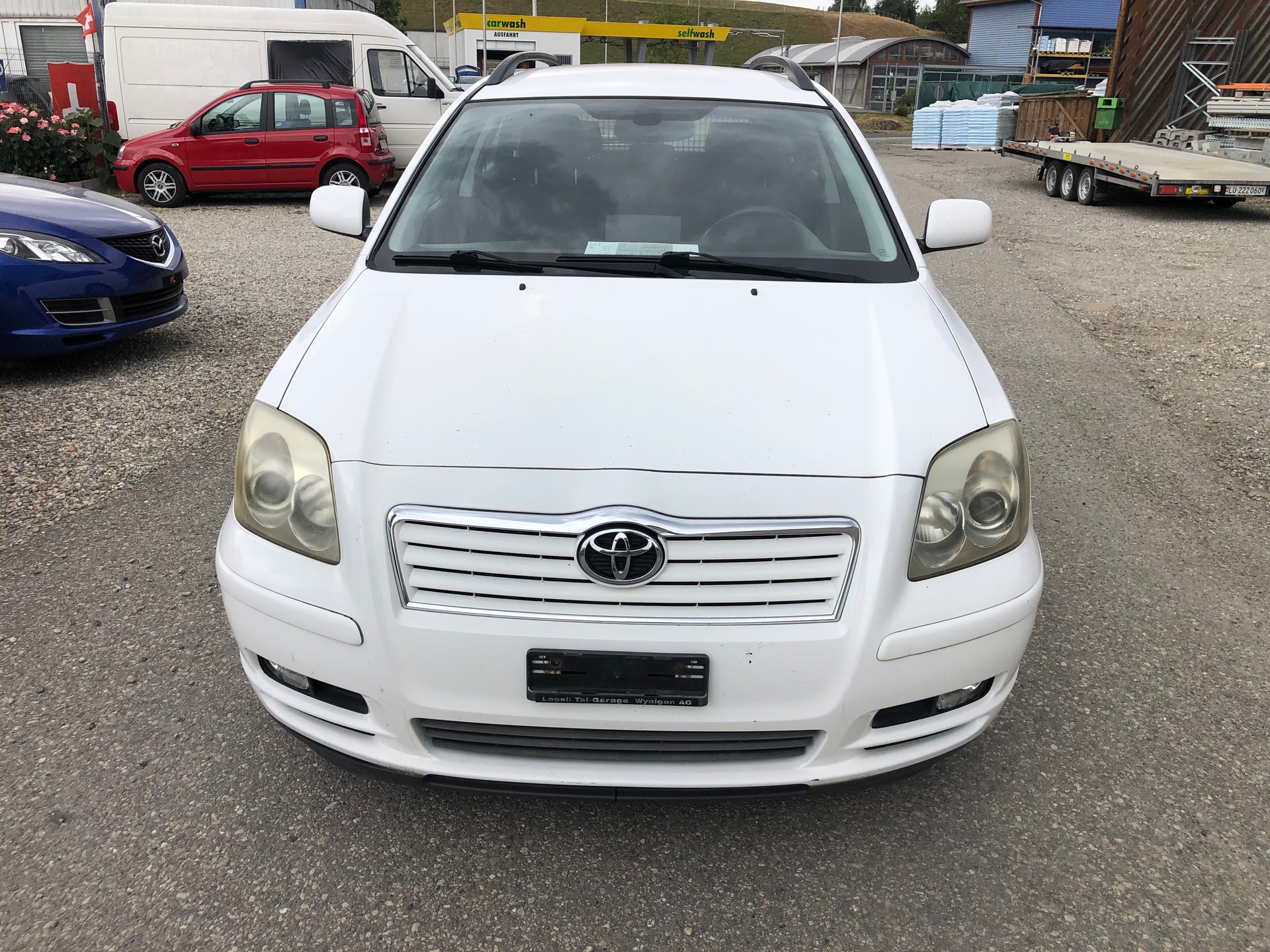 TOYOTA Avensis 2.0 D4 VVT-i Linea Sol Sportswagon-image-0