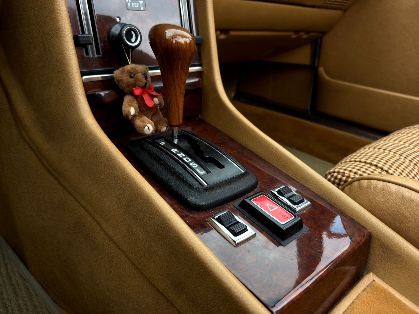 MERCEDES-BENZ SL 350-image-25