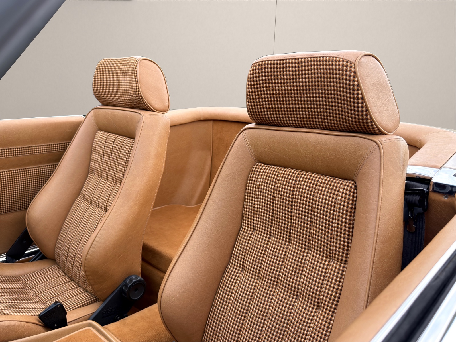 MERCEDES-BENZ SL 350-image-18