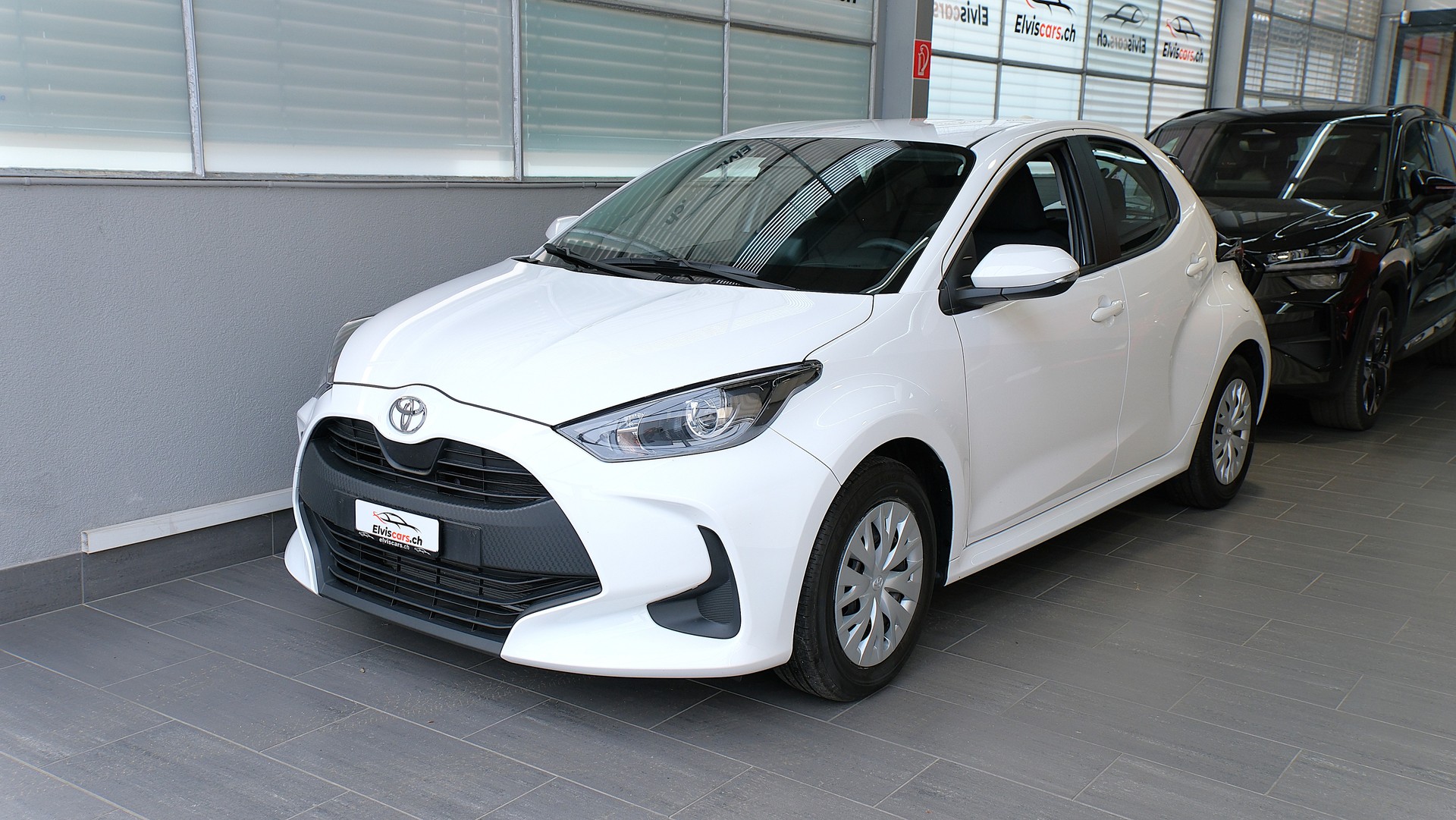TOYOTA Yaris 1.5 Comfort e-CVT-image-7
