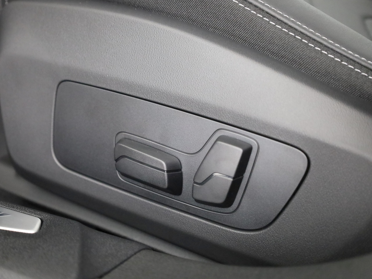 BMW M135 xDrive-image-15
