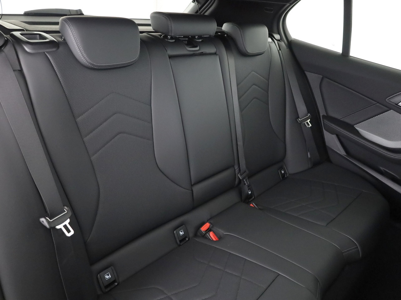 BMW M135 xDrive-image-18