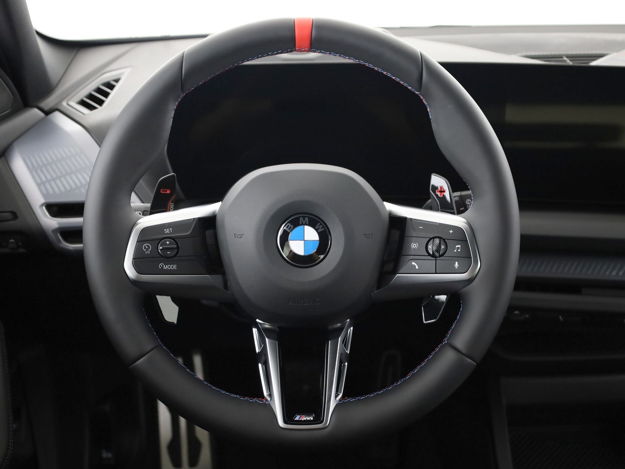 BMW M135 xDrive-image-9