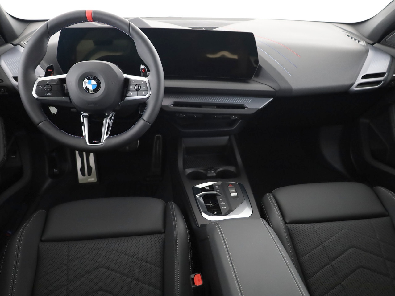BMW M135 xDrive-image-8