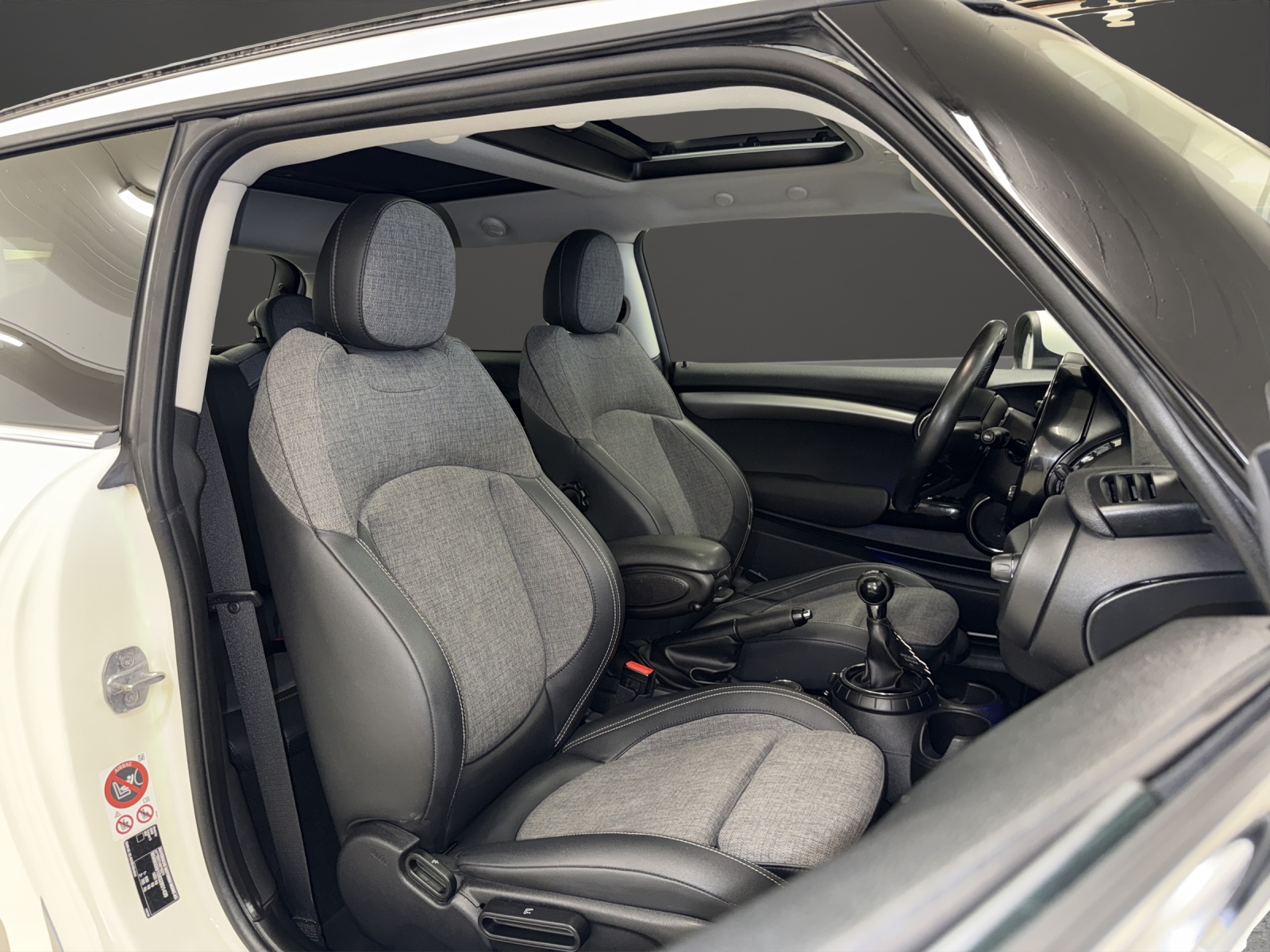 MINI Cooper SD Trafalgar-image-7