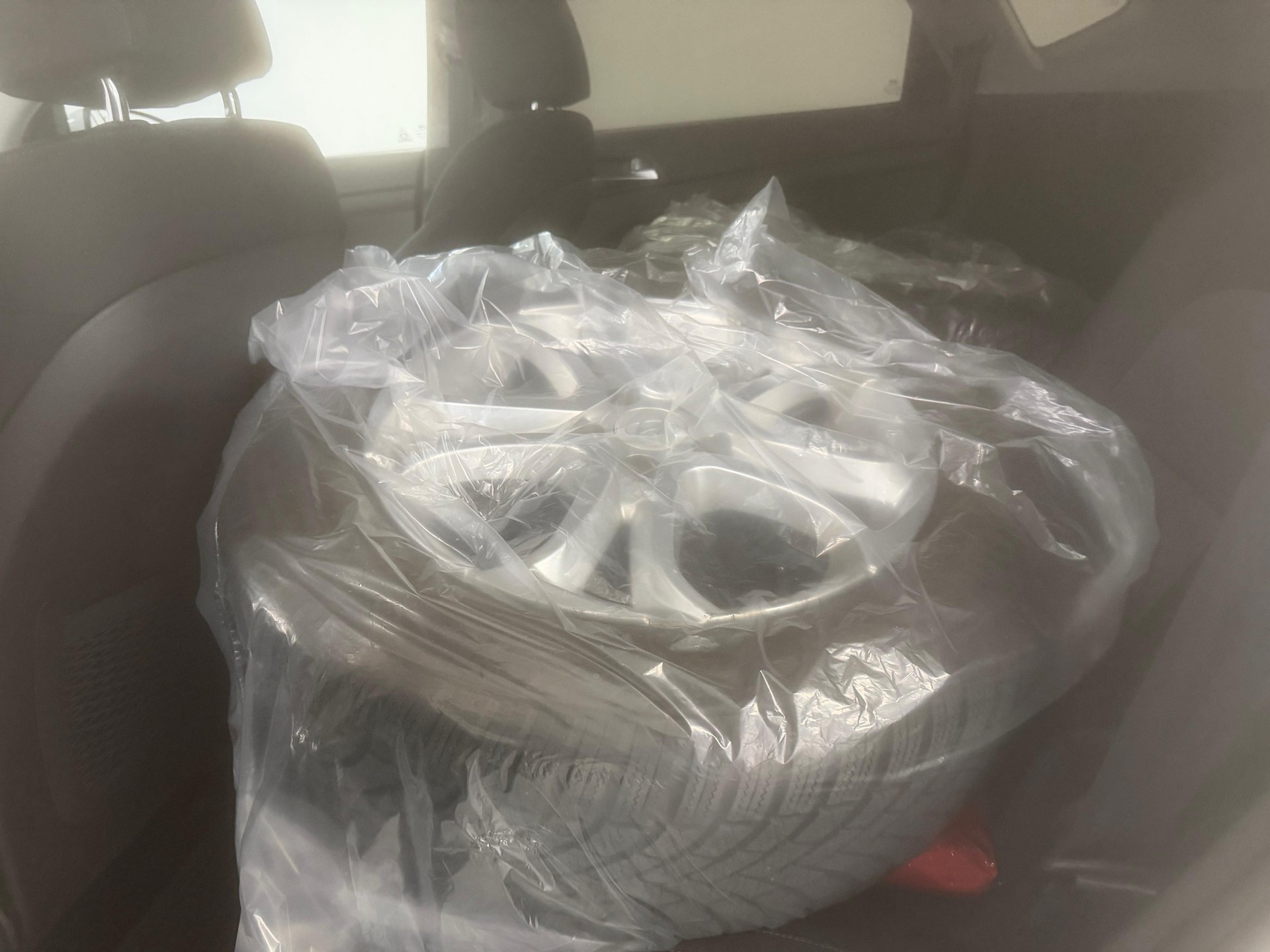 HYUNDAI Tucson 1.6 TGDI Amplia 2WD DCT-image-12