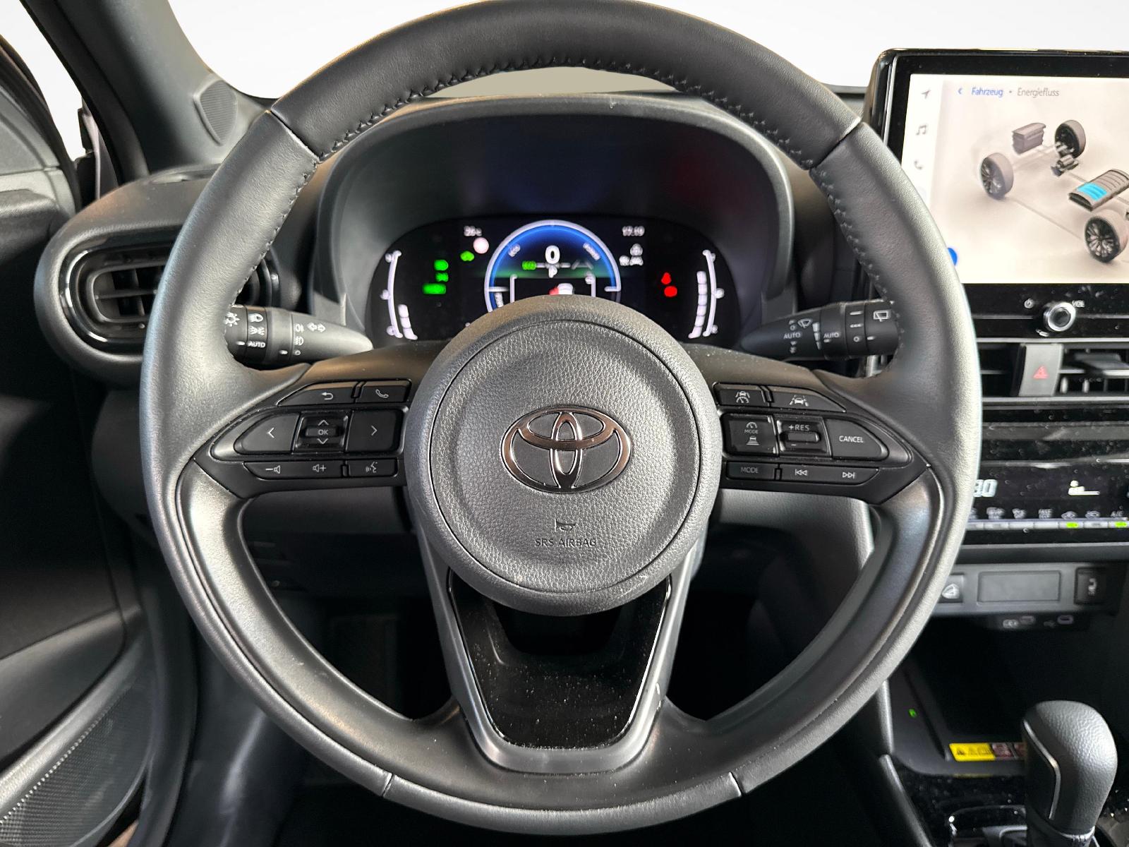 TOYOTA Yaris Cross 1.5 VVT-i HSD Trend AWD-i-image-10
