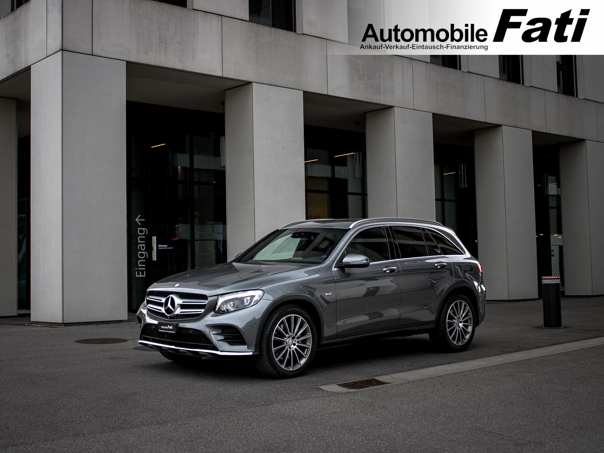 MERCEDES-BENZ GLC 250 AMG Line Edition 1 4Matic 9G-Tronic-image-0