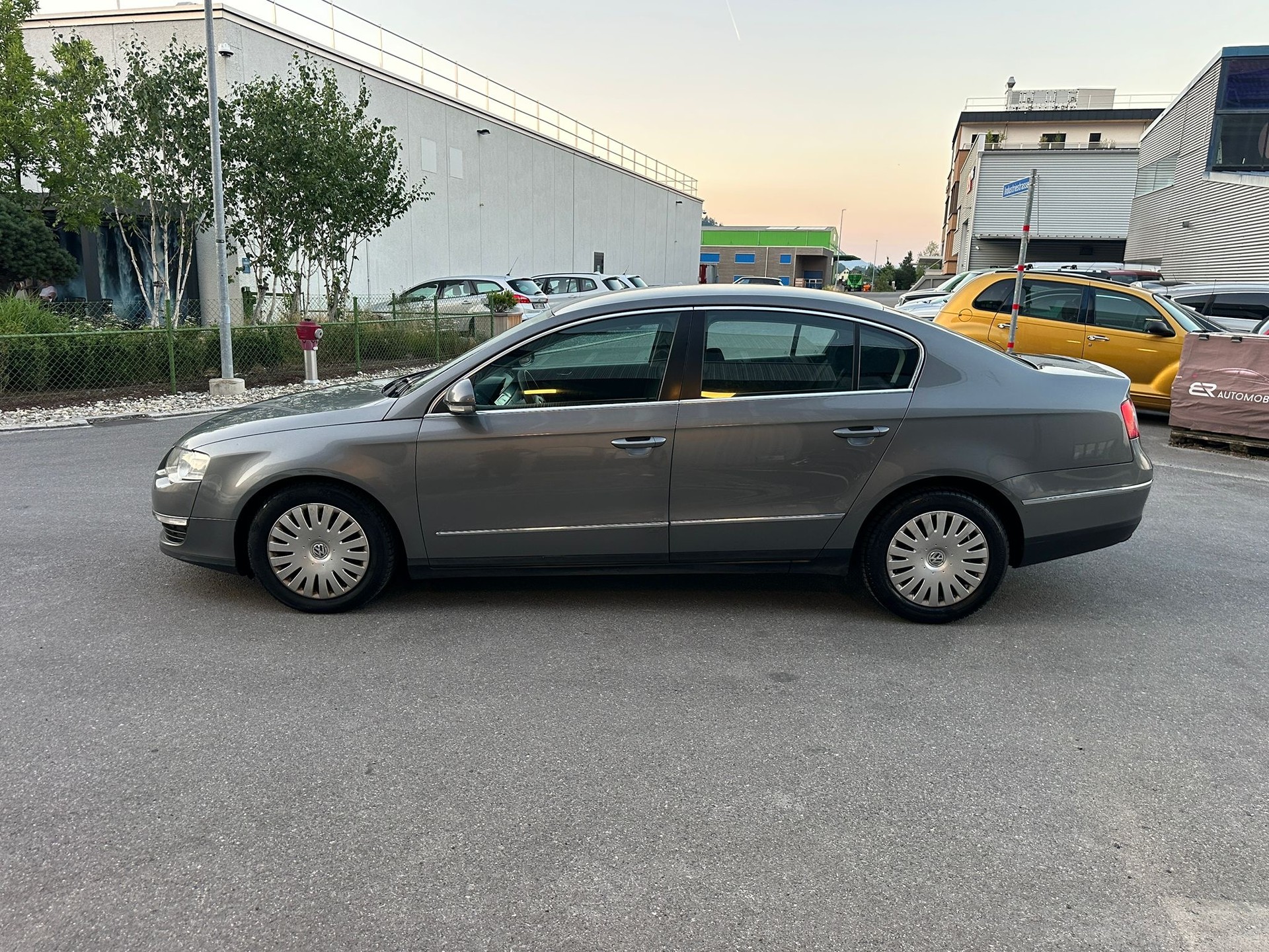 VW Passat 2.0 TDI Comfortline-image-7