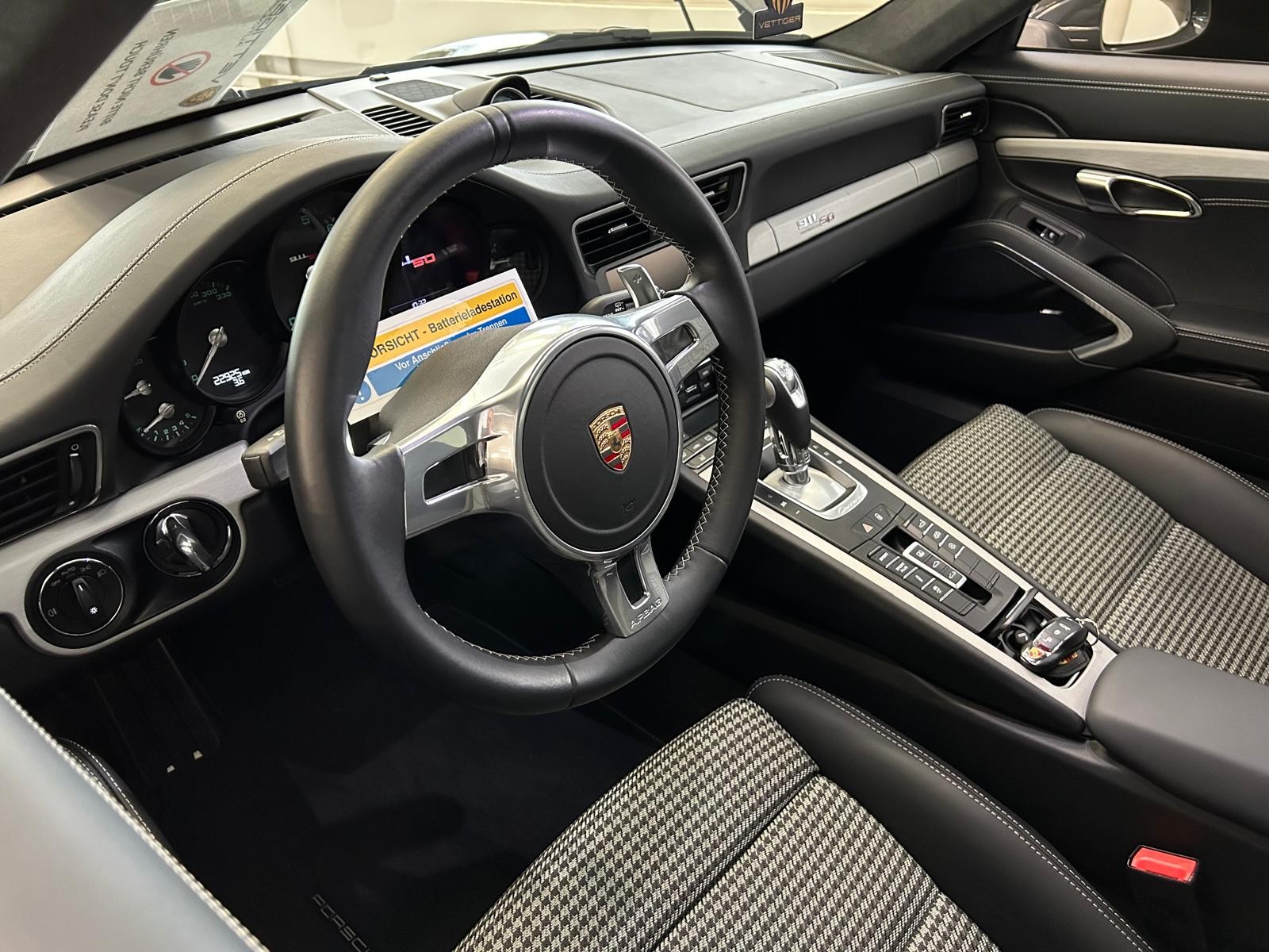 PORSCHE 3.8 Carrera S 50 Jahre 911 PDK-image-4