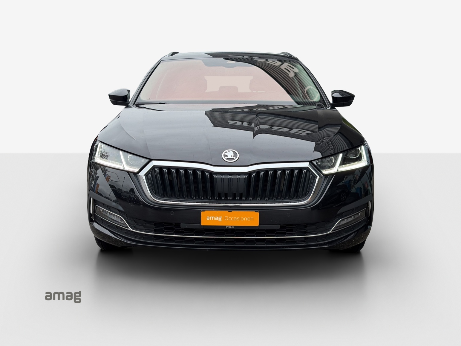 SKODA Octavia Combi 2.0 TDI DSG Style-image-6