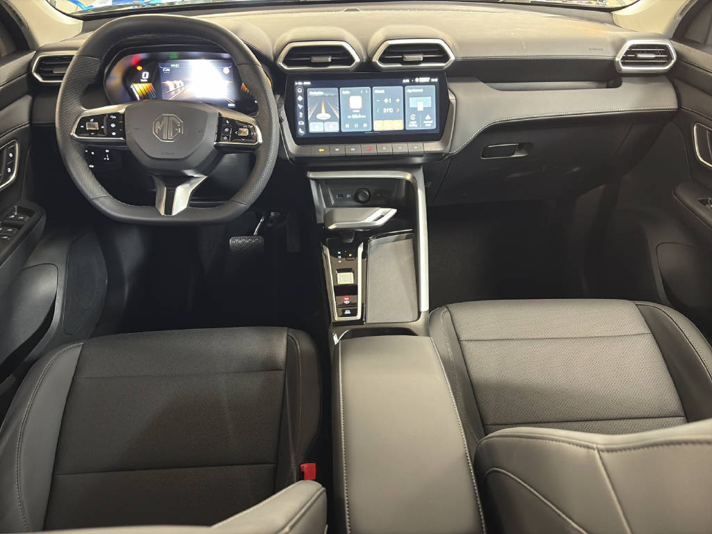 MG ZS 1.5 Hybrid+ Luxury-image-6