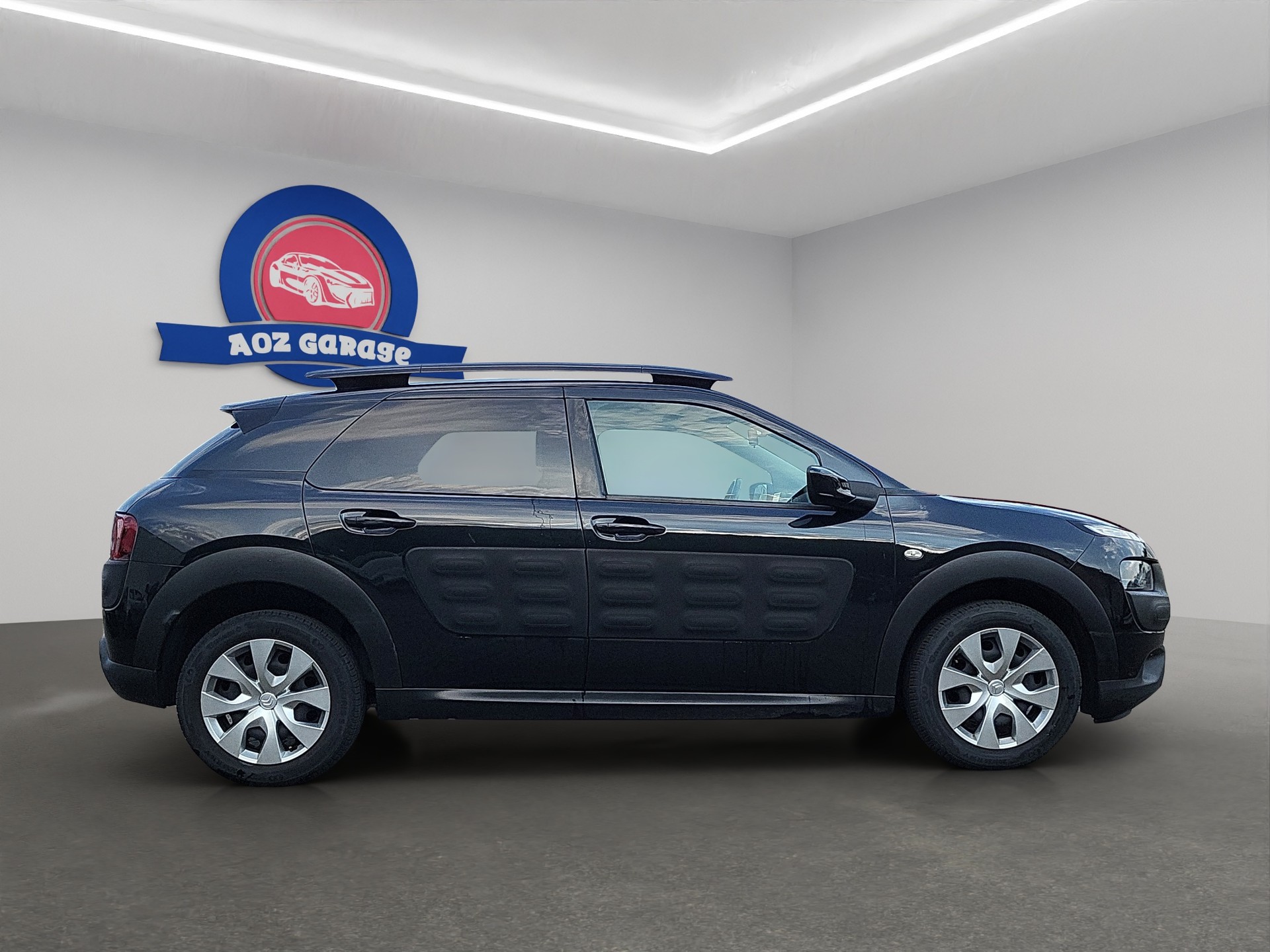 CITROEN C4 Cactus 1.2 VTi Shine-image-14
