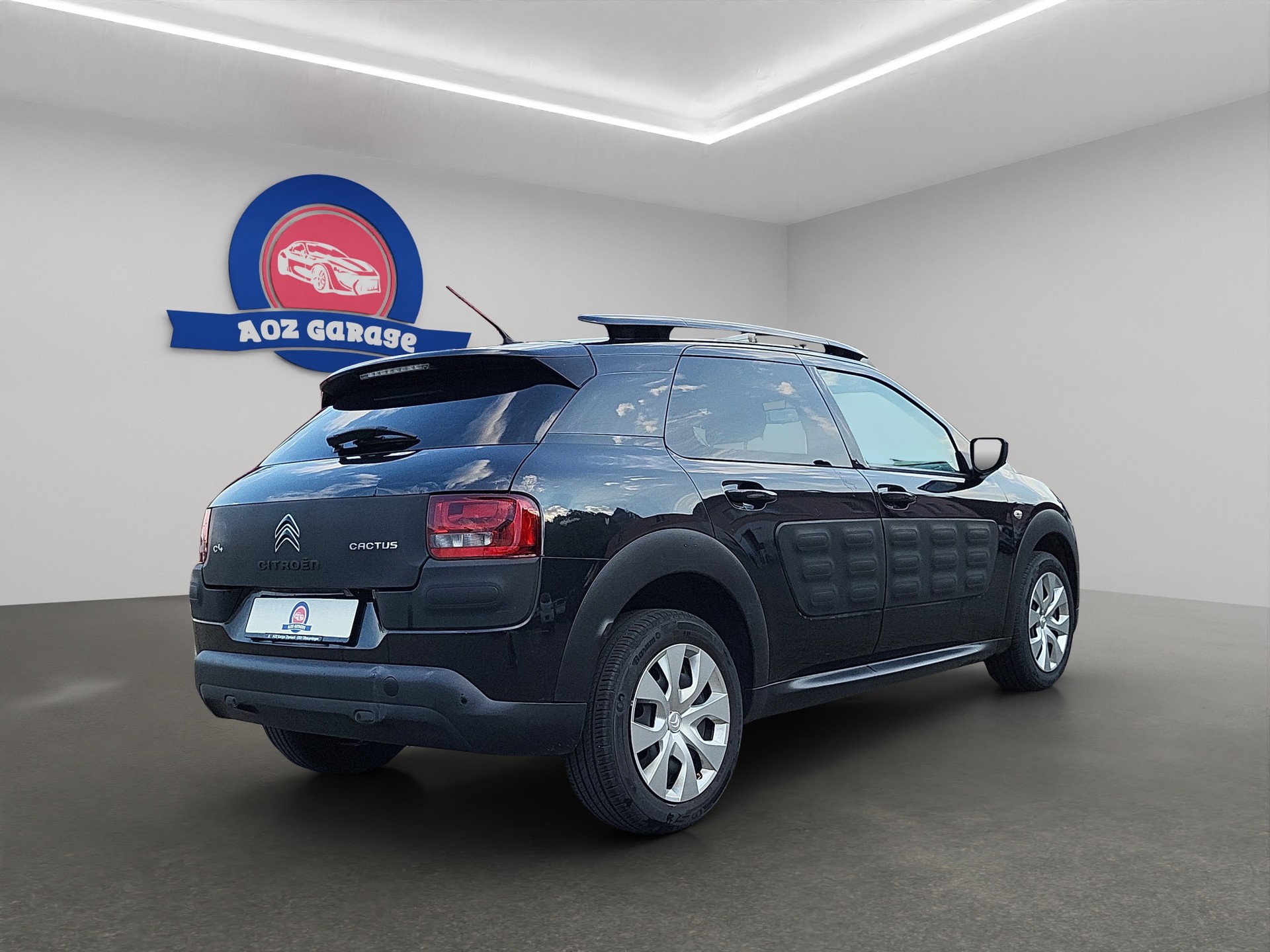 CITROEN C4 Cactus 1.2 VTi Shine-image-4