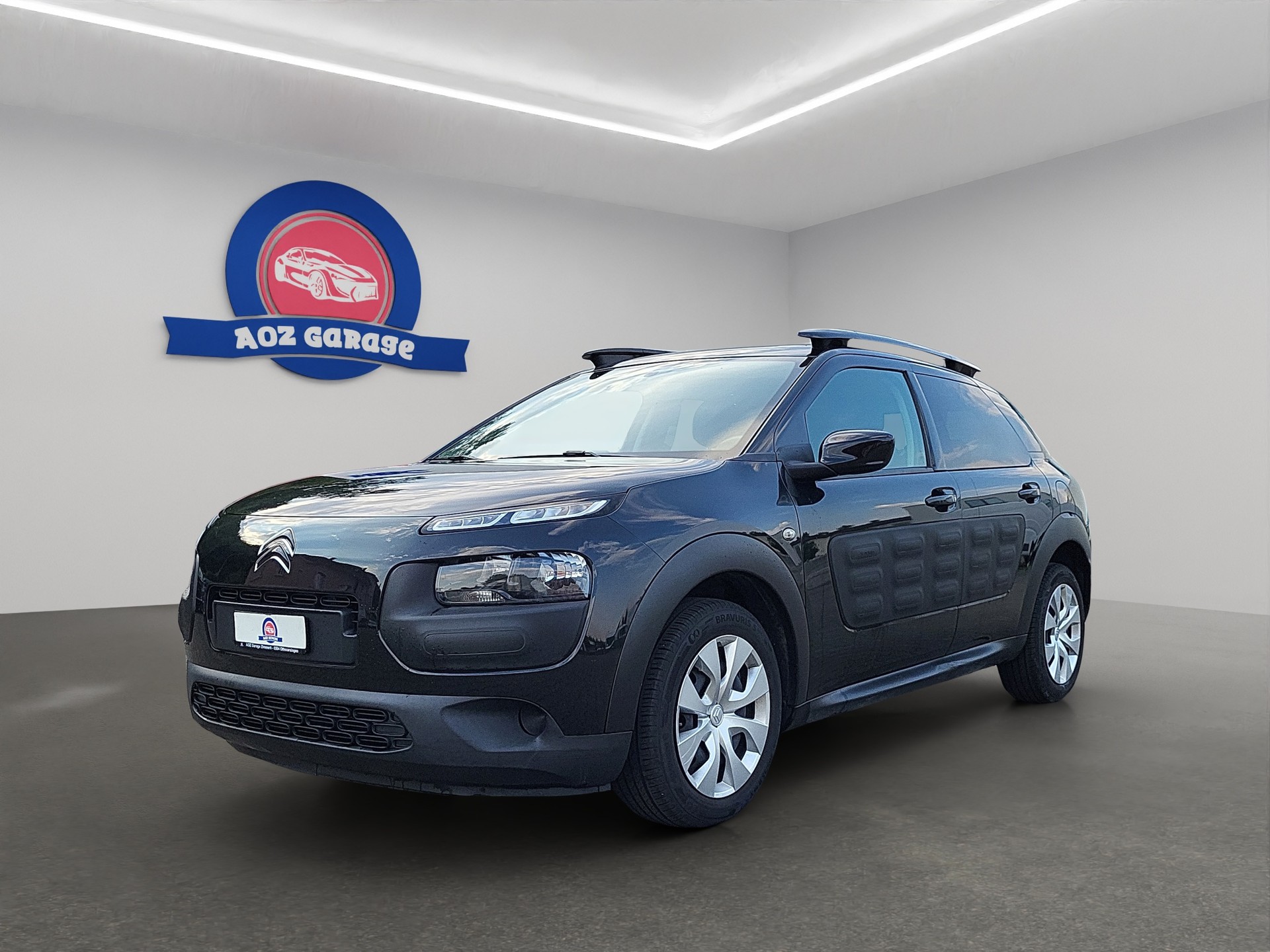 CITROEN C4 Cactus 1.2 VTi Shine-image-0