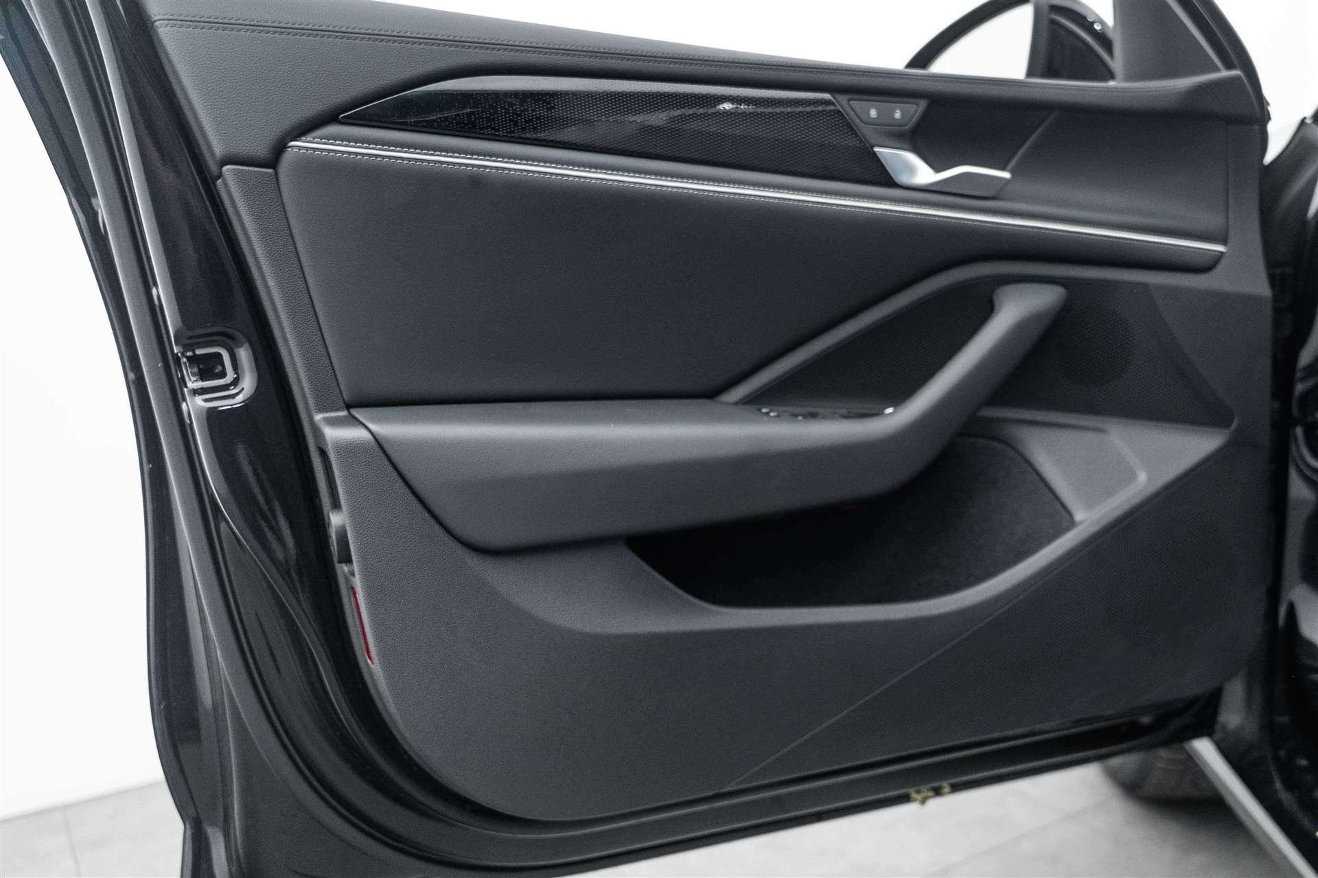 VW VW Passat Variant 2.0 TDI evo Business DSG-image-6