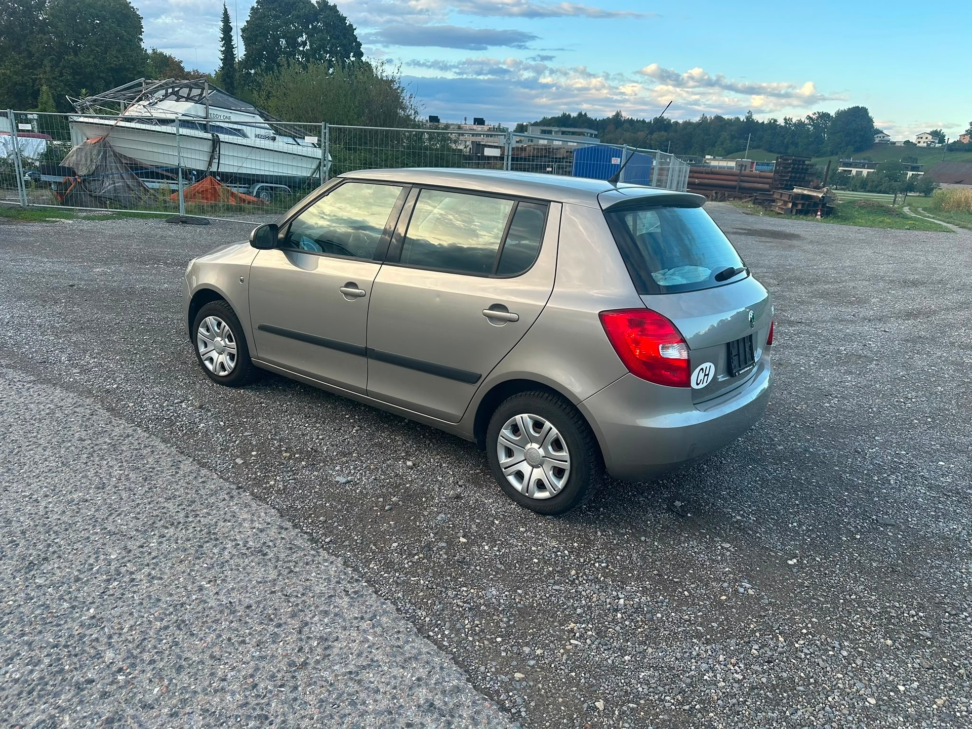 SKODA Fabia 1.2 Entry-image-7
