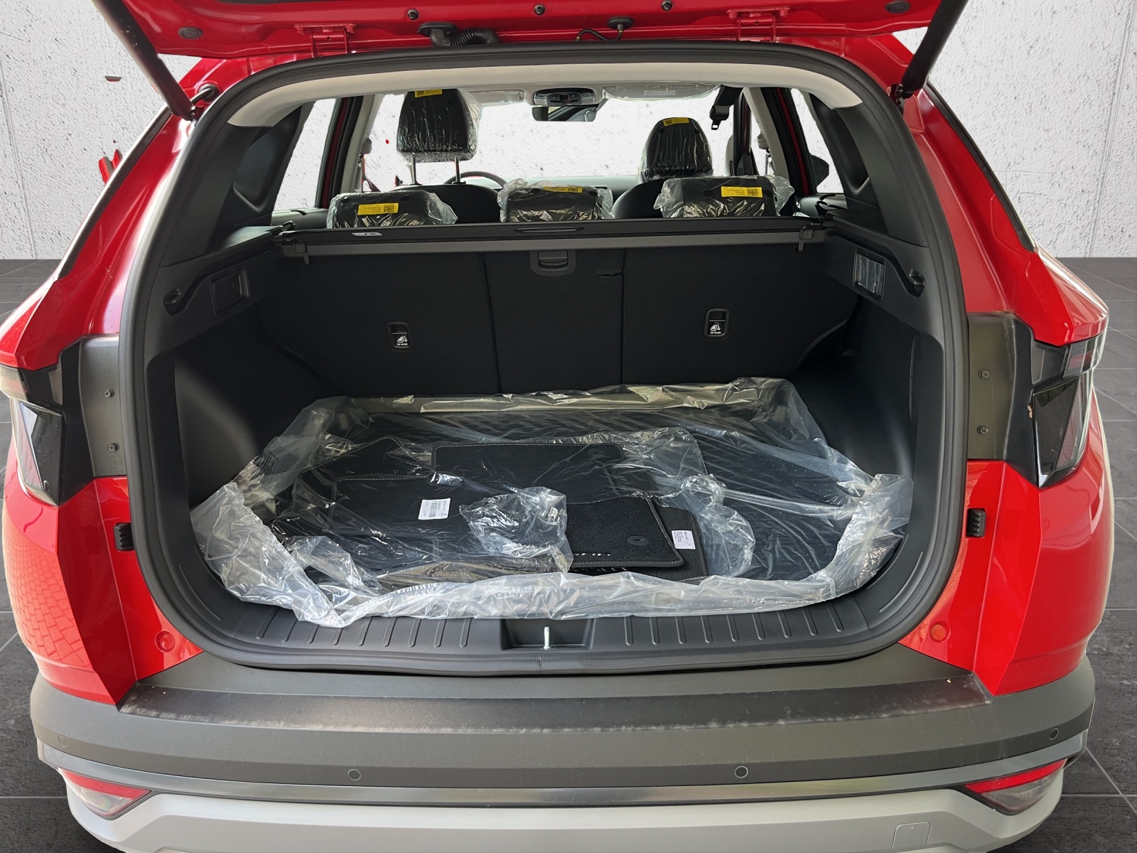 HYUNDAI Tucson 1.6 TGDI HEV Vertex Swiss Edition 4WD-image-11