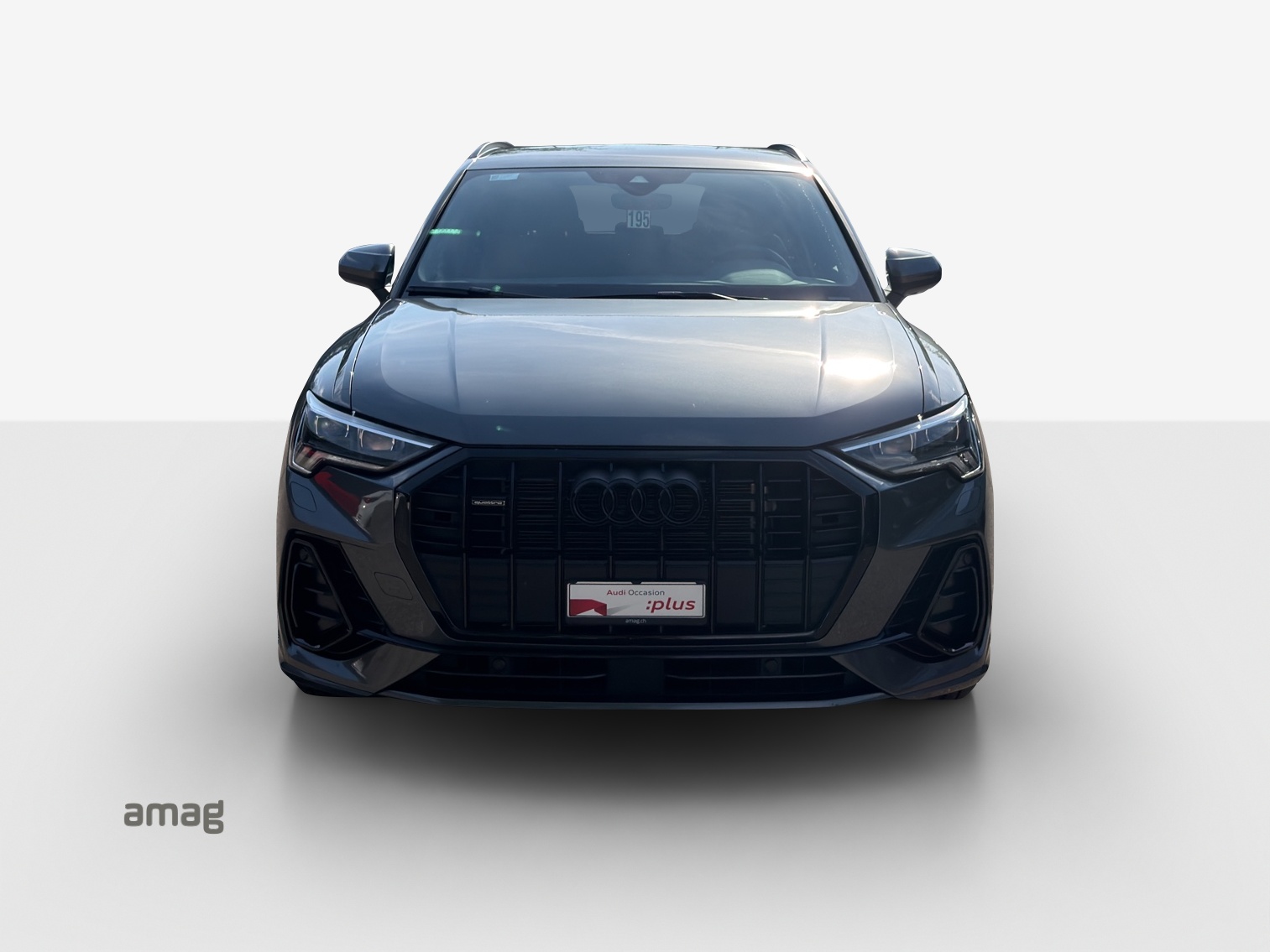 AUDI Q3 45 TFSI S line quattro S-tronic-image-6