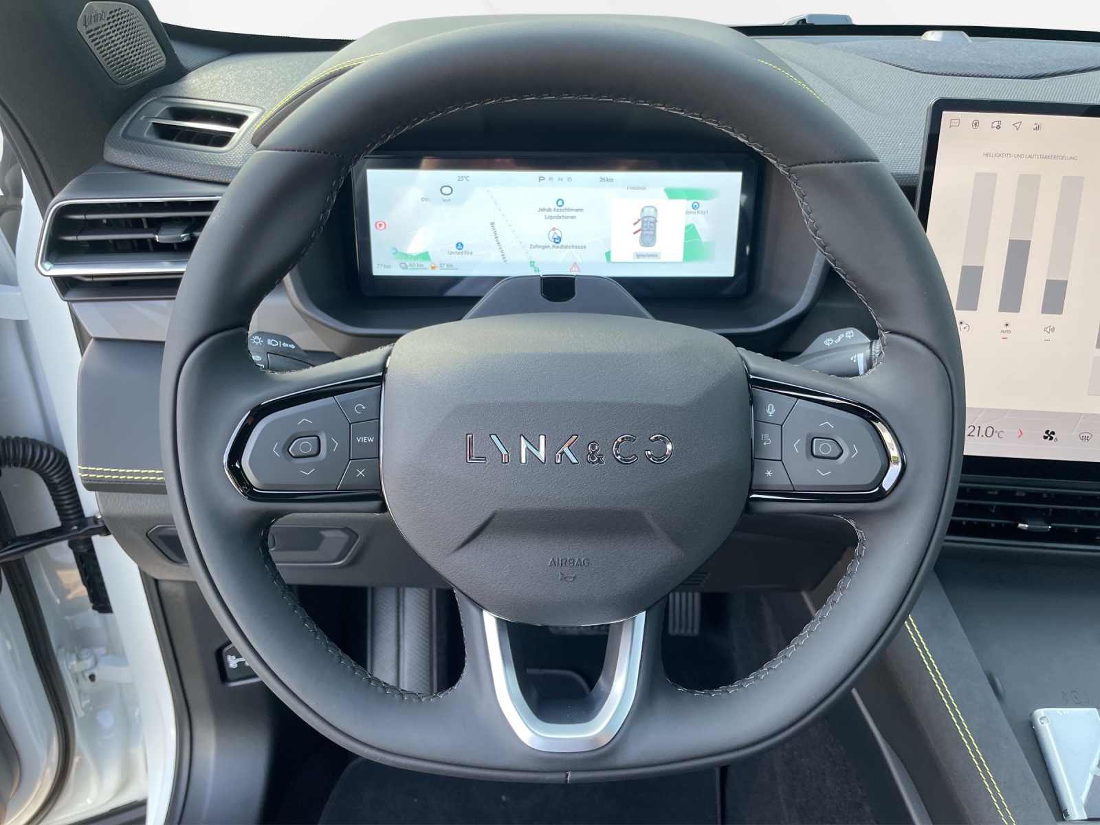 LYNK & CO 01 1.5 PHEV More-image-11