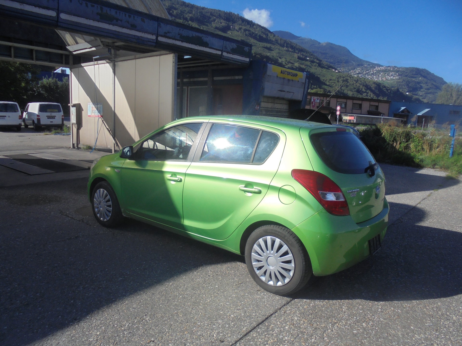 HYUNDAI i20 1.4 Swiss Plus Edition Automatic-image-5